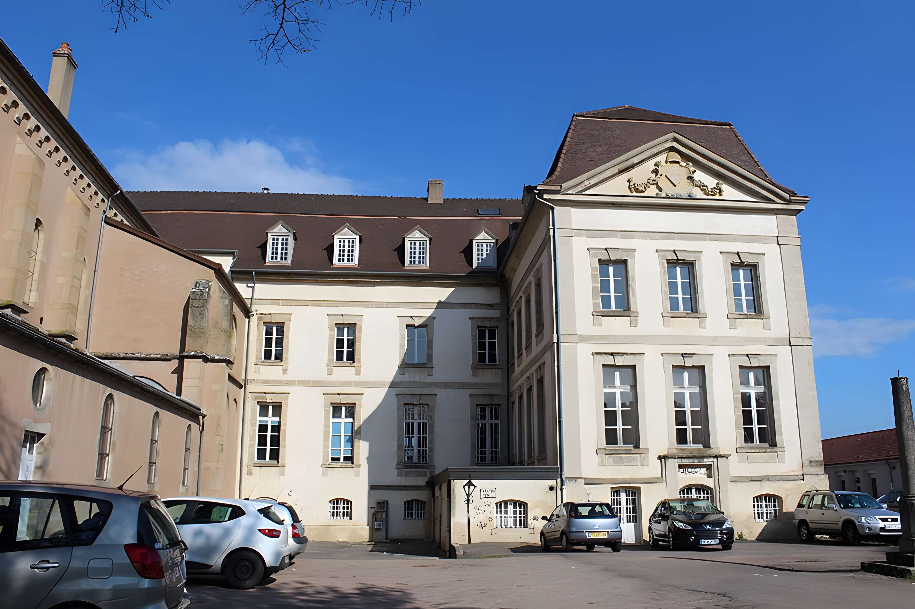 Abbaye Sainte-Marie de Saint-Jean-le-Grand