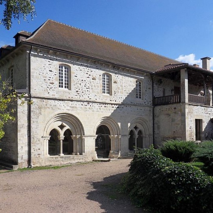 Photo de Abbaye Saint-Gilbert de Neuffontaines