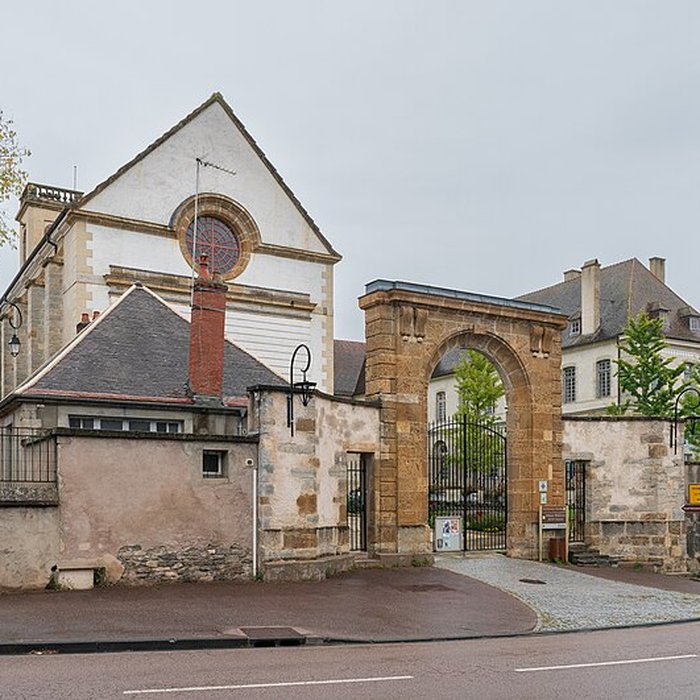 Photo de Abbaye Saint-Léonard de Corbigny