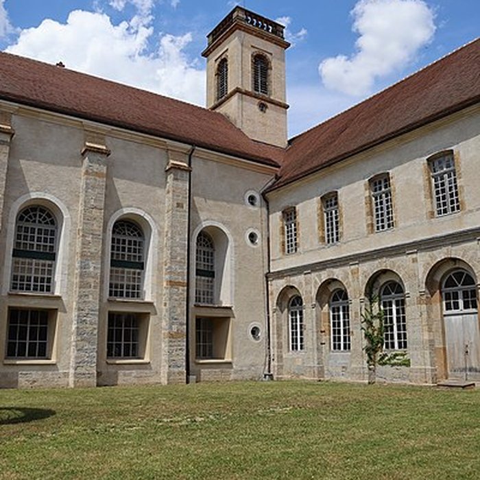Photo de Abbaye Saint-Léonard de Corbigny