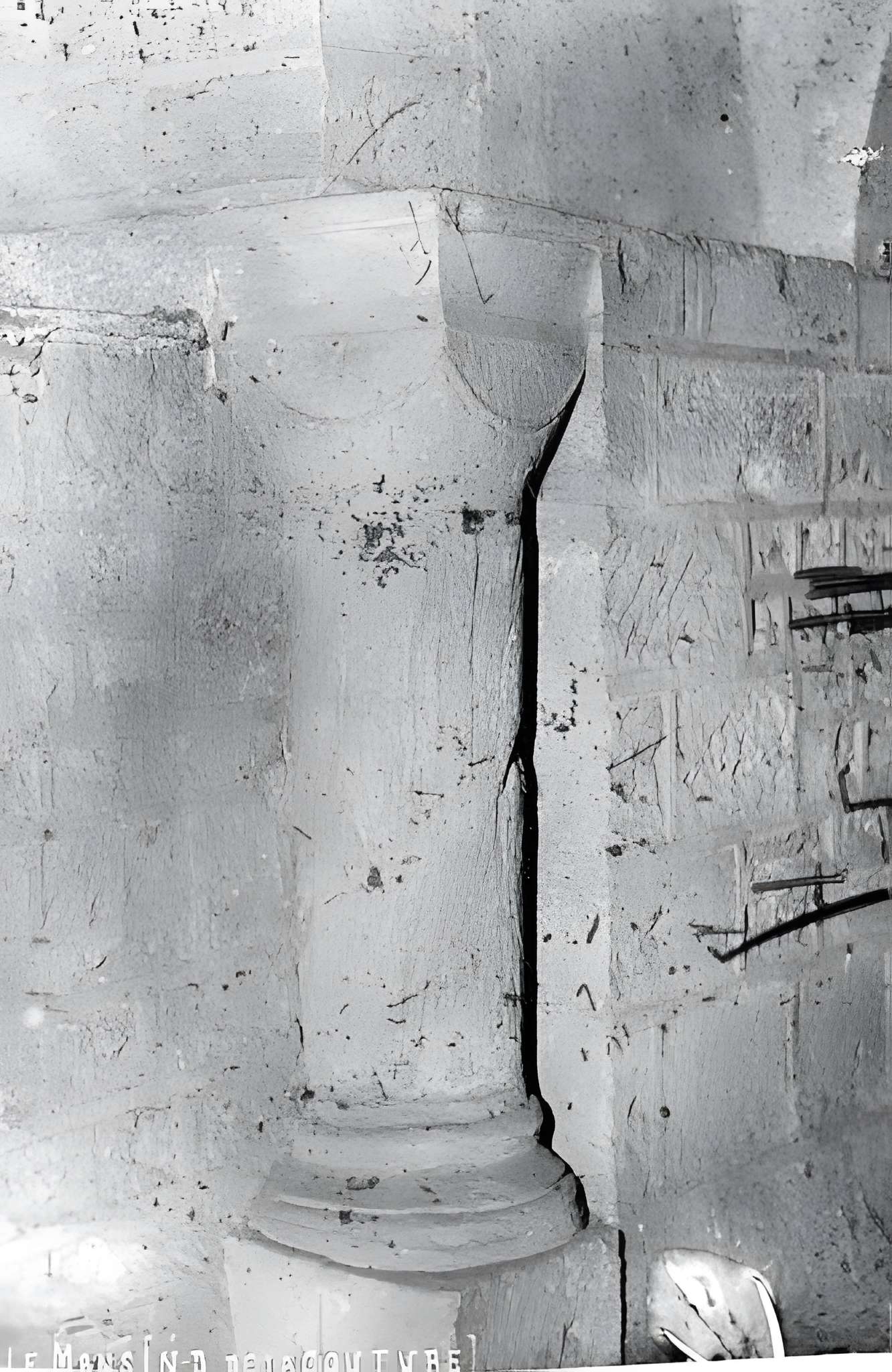 Abbaye Saint-Pierre de la Couture