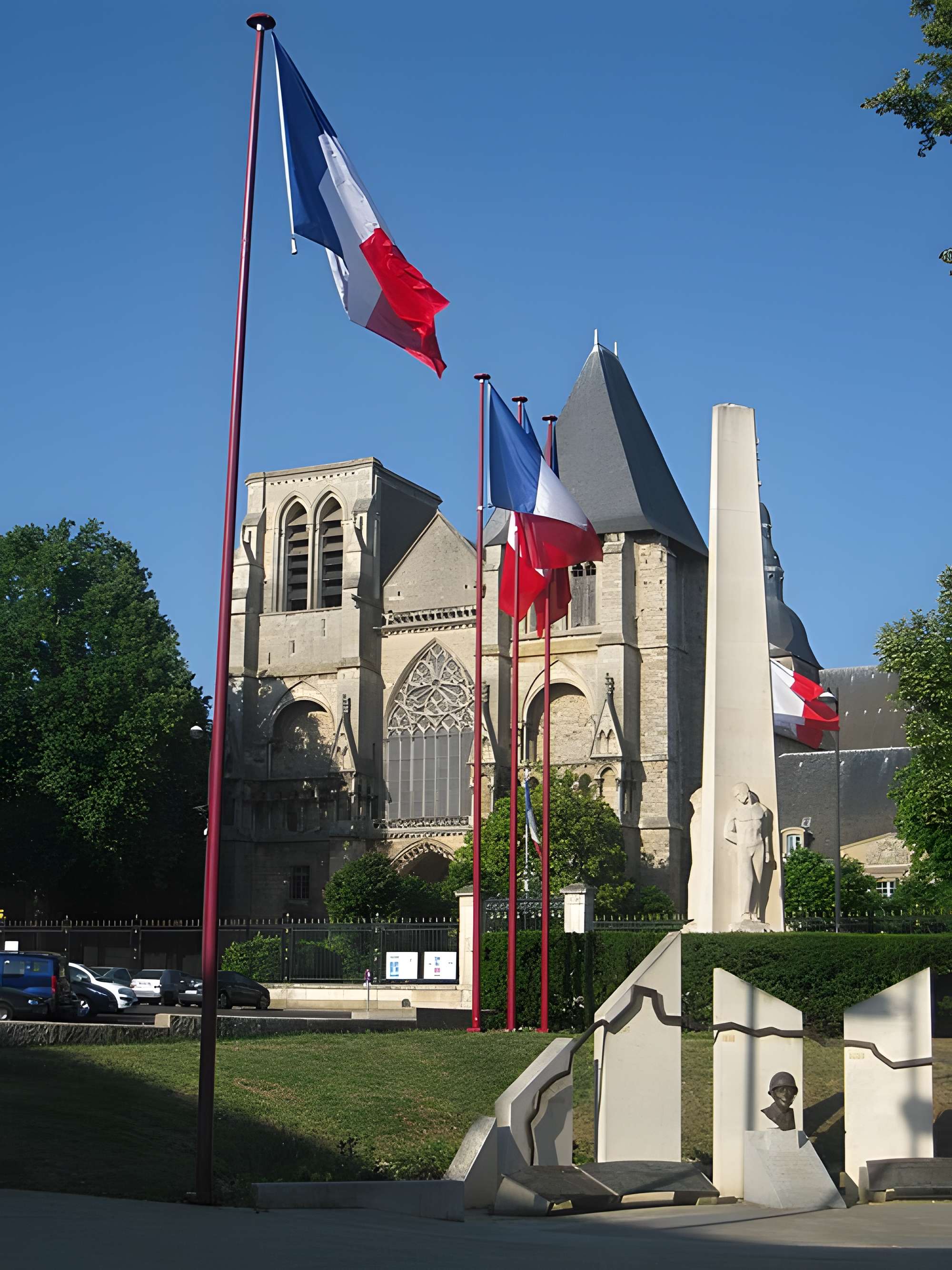 Abbaye Saint-Pierre de la Couture
