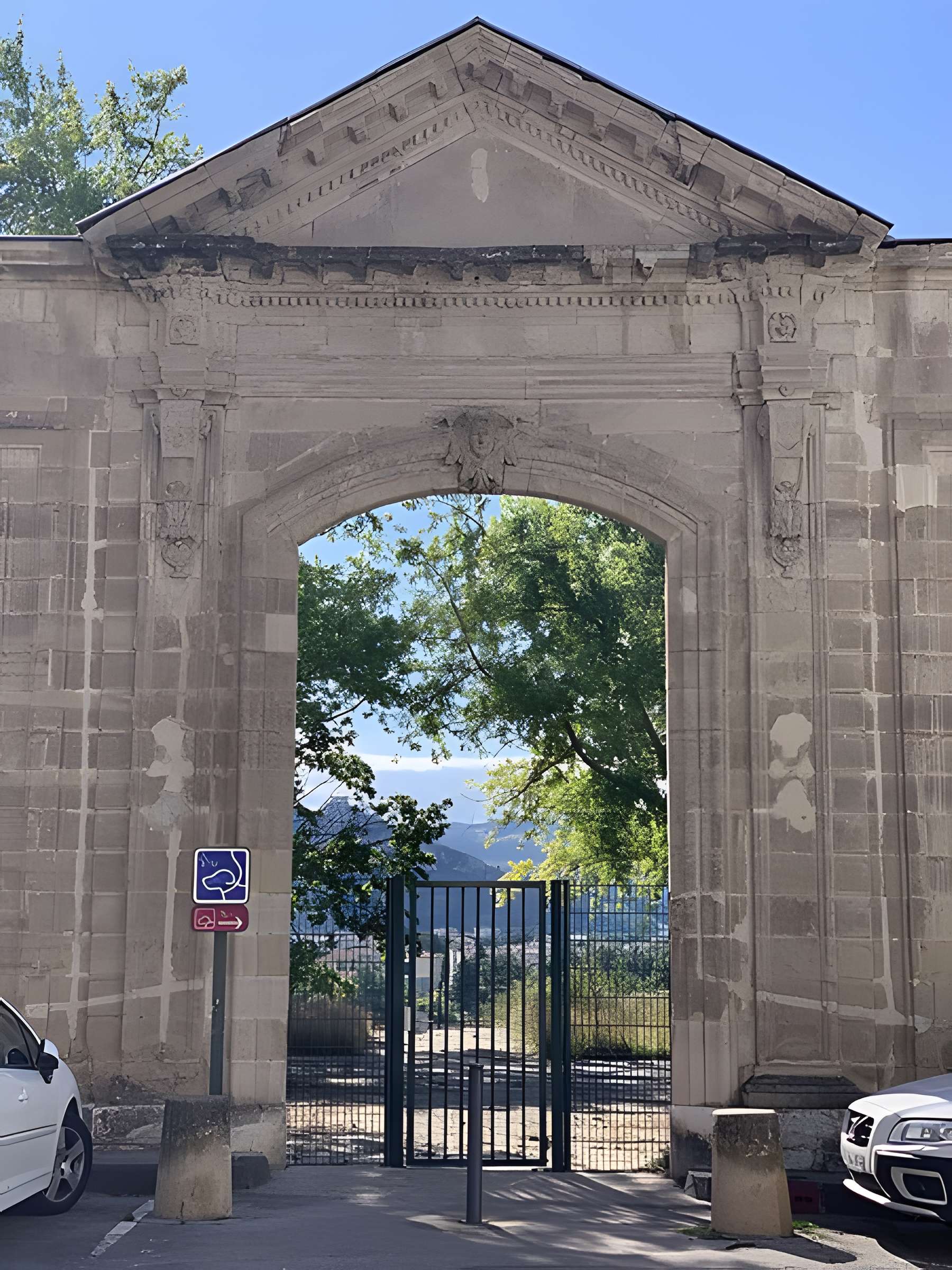 Abbaye Saint-Ruf de Valence