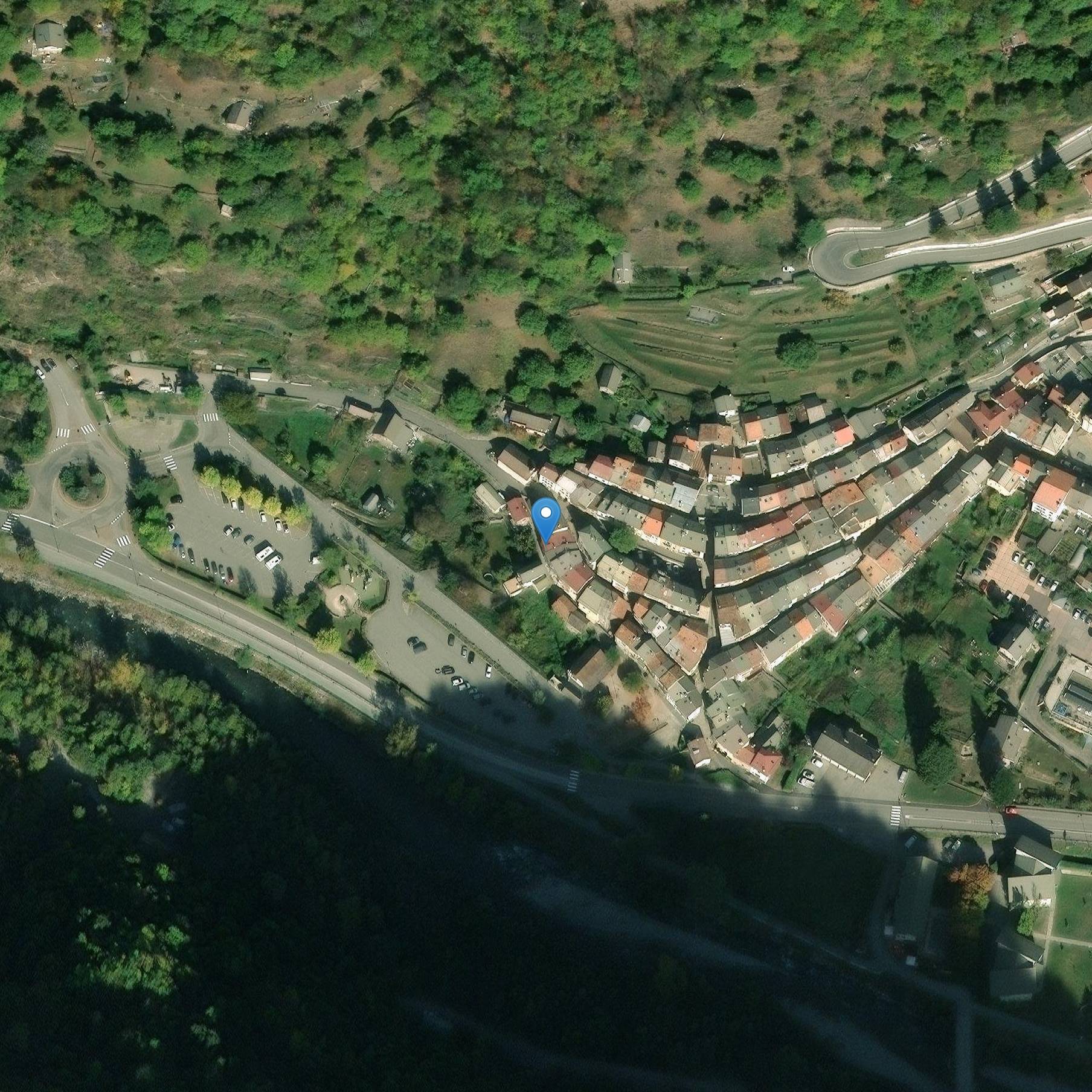 Photo de 聖ペテロ教会イソラ