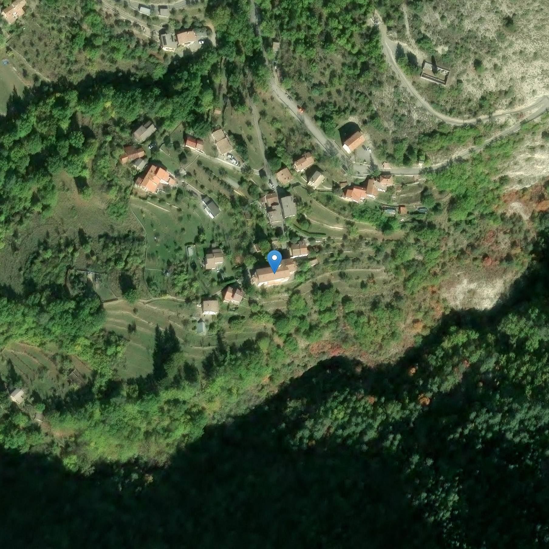 Photo de Saint-Colomban 聖Colomban教会 (Alpes-Maritimes)