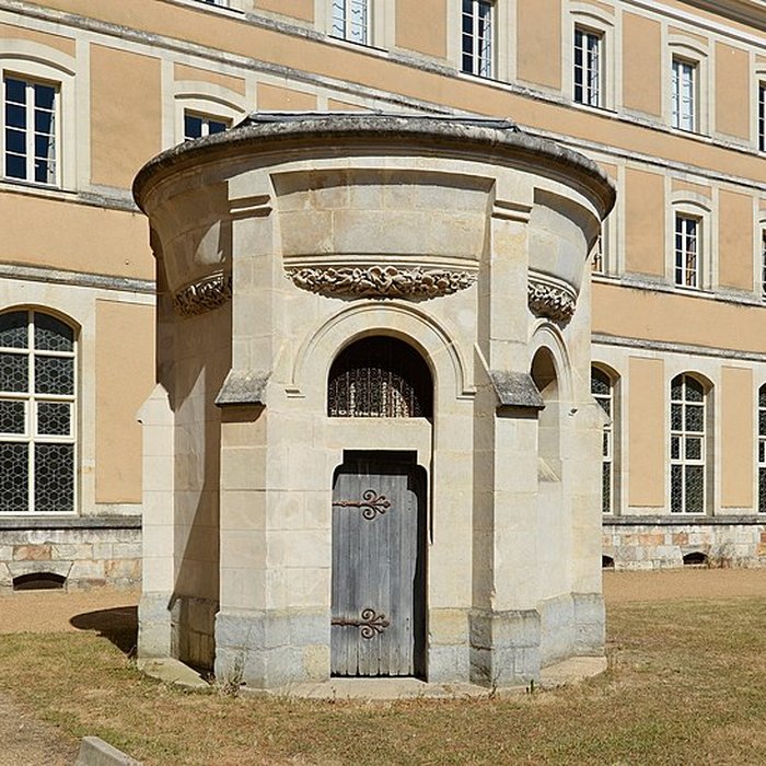 Photo de Ancienne abbaye Saint-Vincent, actuellement lycée Bellevue