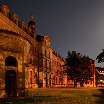 Ancienne abbaye Saint-Vincent, actuellement lycée Bellevue