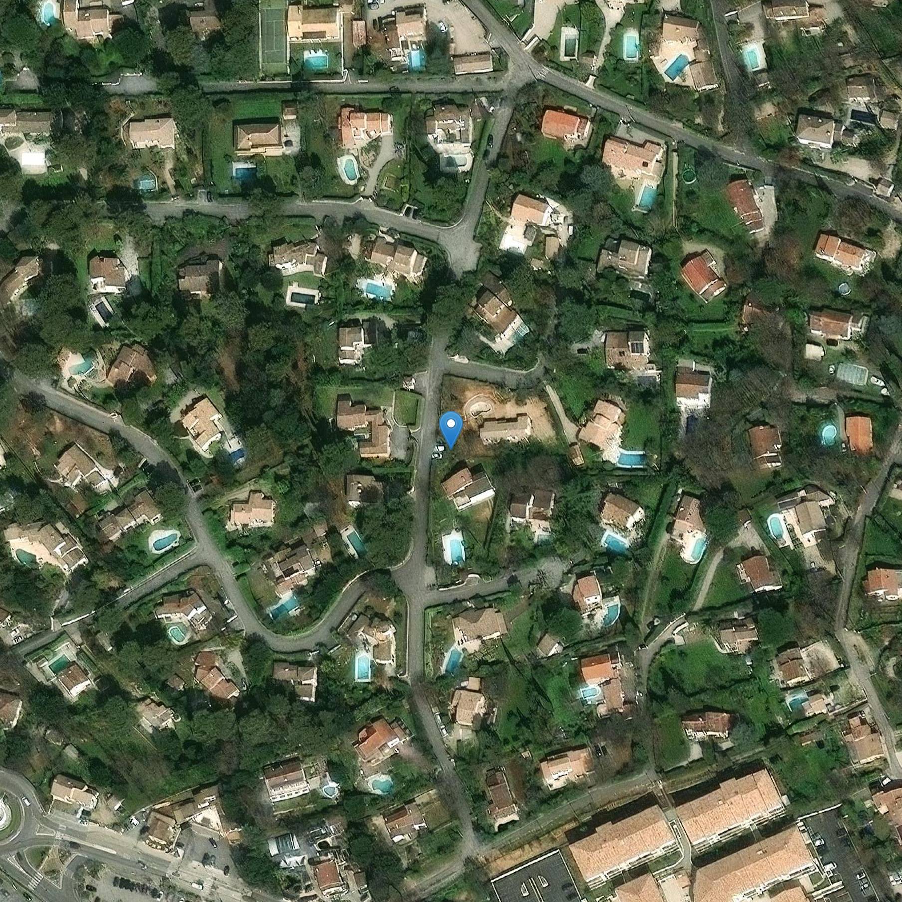 Photo de Notre-Dame de Roquefort-les-Pins Church