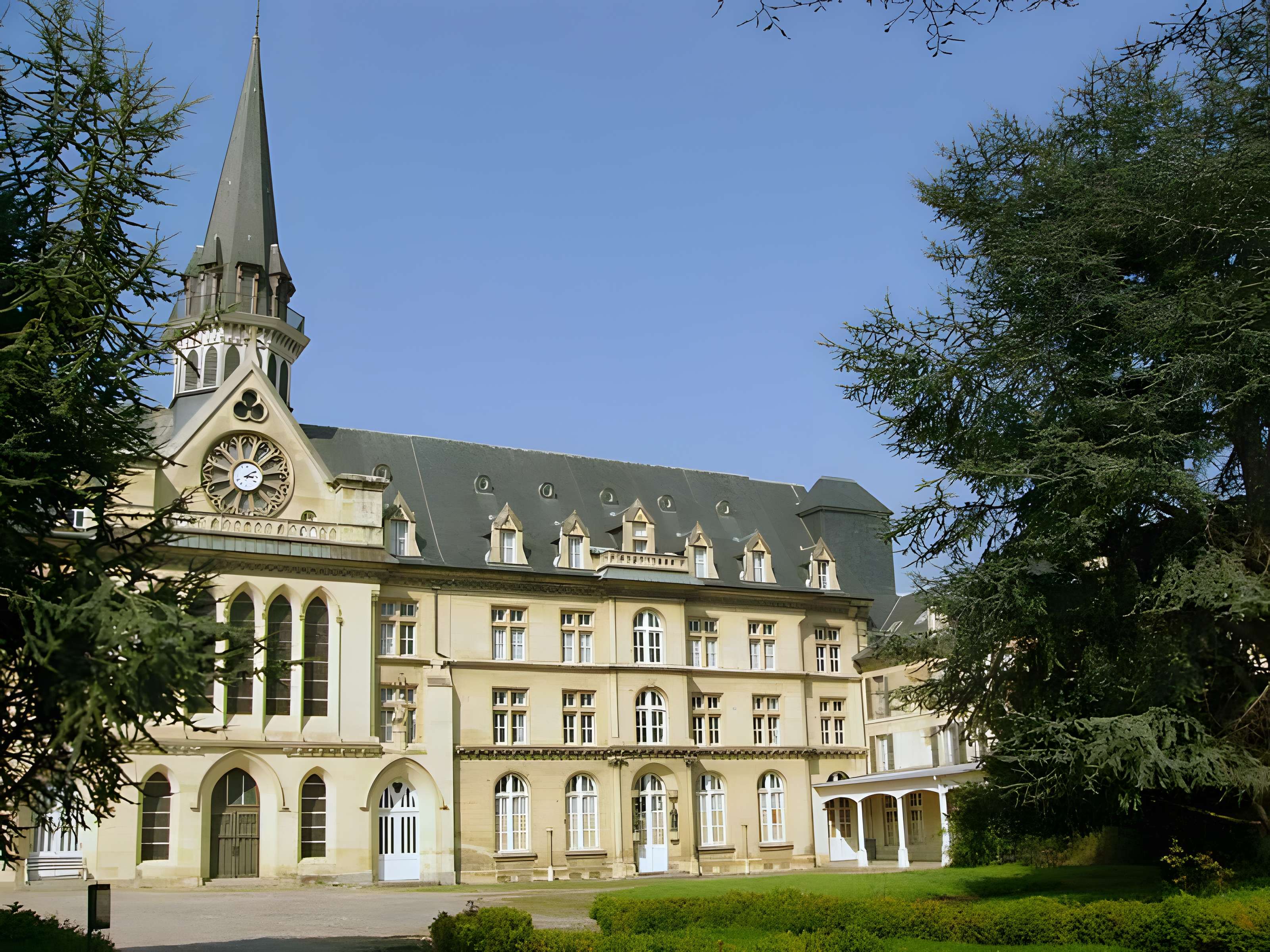 Ancien asile d'aliénés du Bon Sauveur de Caen
