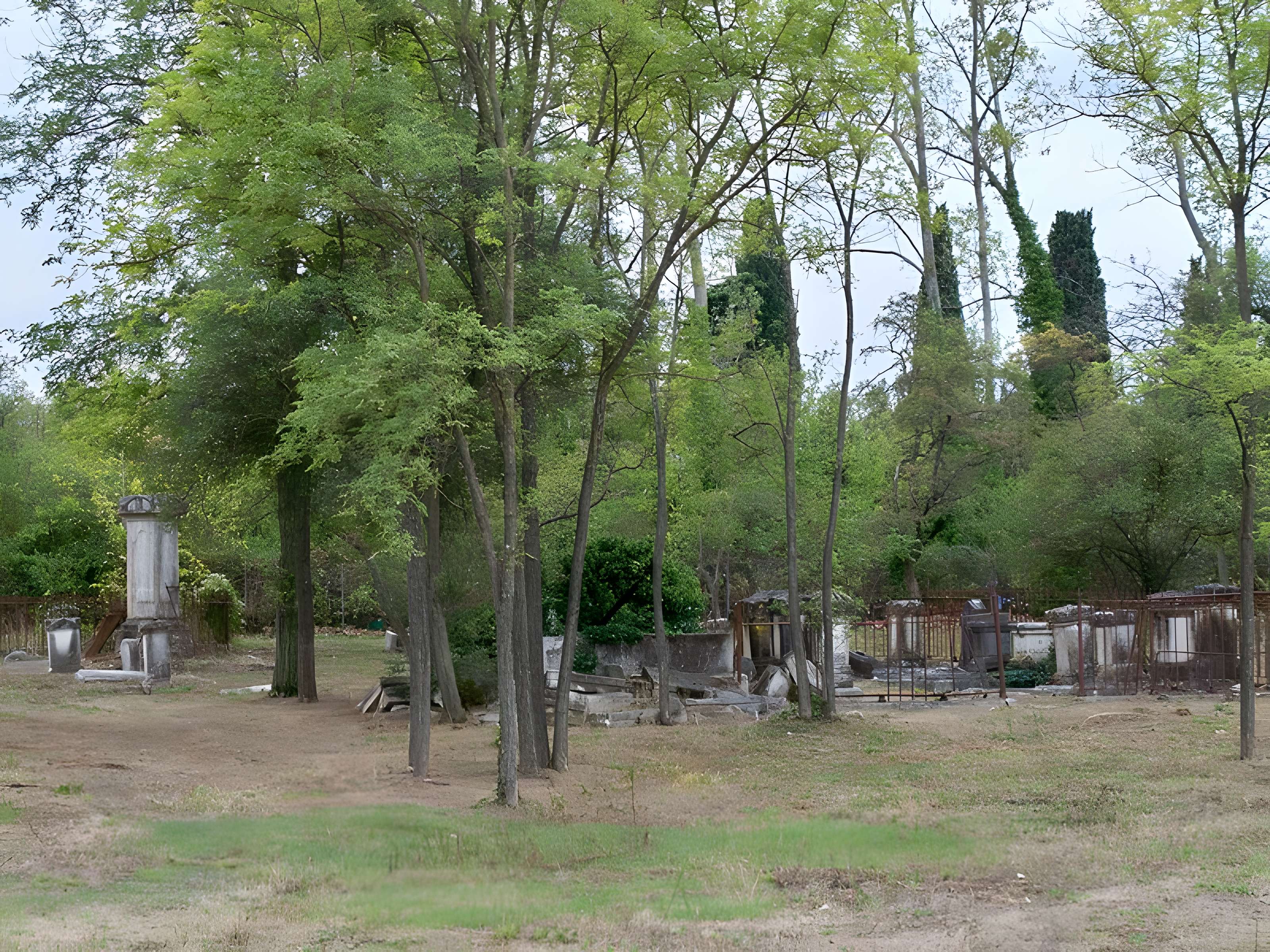 Ancien Cimetière juif de L'Isle-sur-la-Sorgue