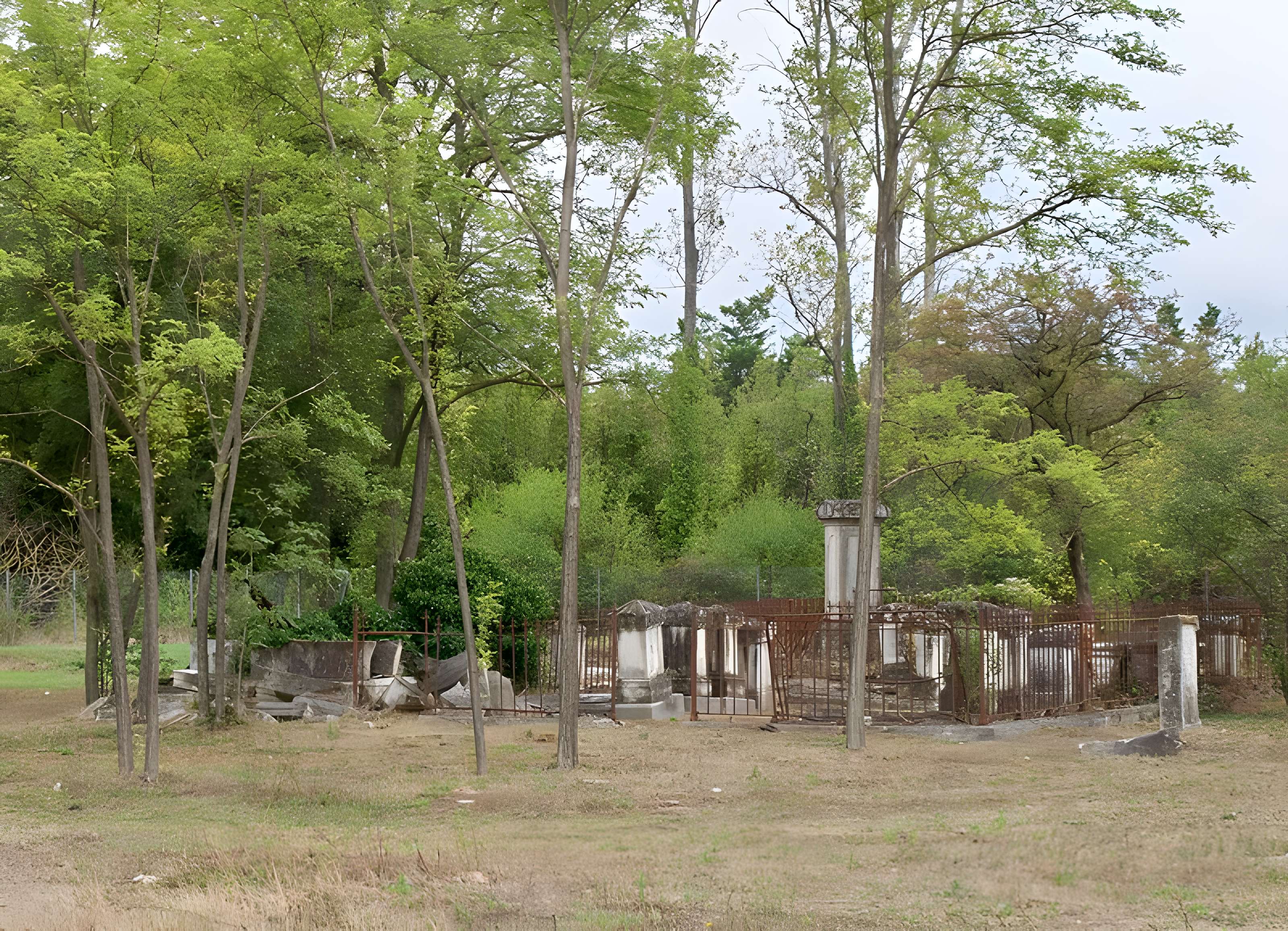 Ancien Cimetière juif de L'Isle-sur-la-Sorgue