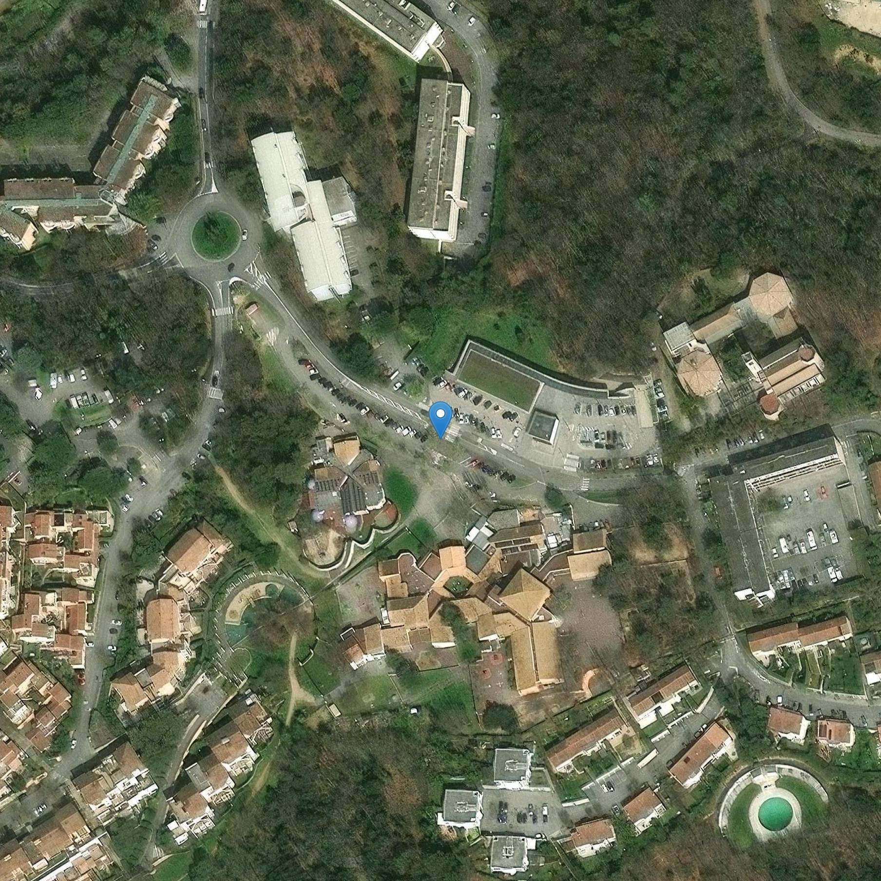 Photo de Kirche des heiligen Paulus der Nationen von Valbonne