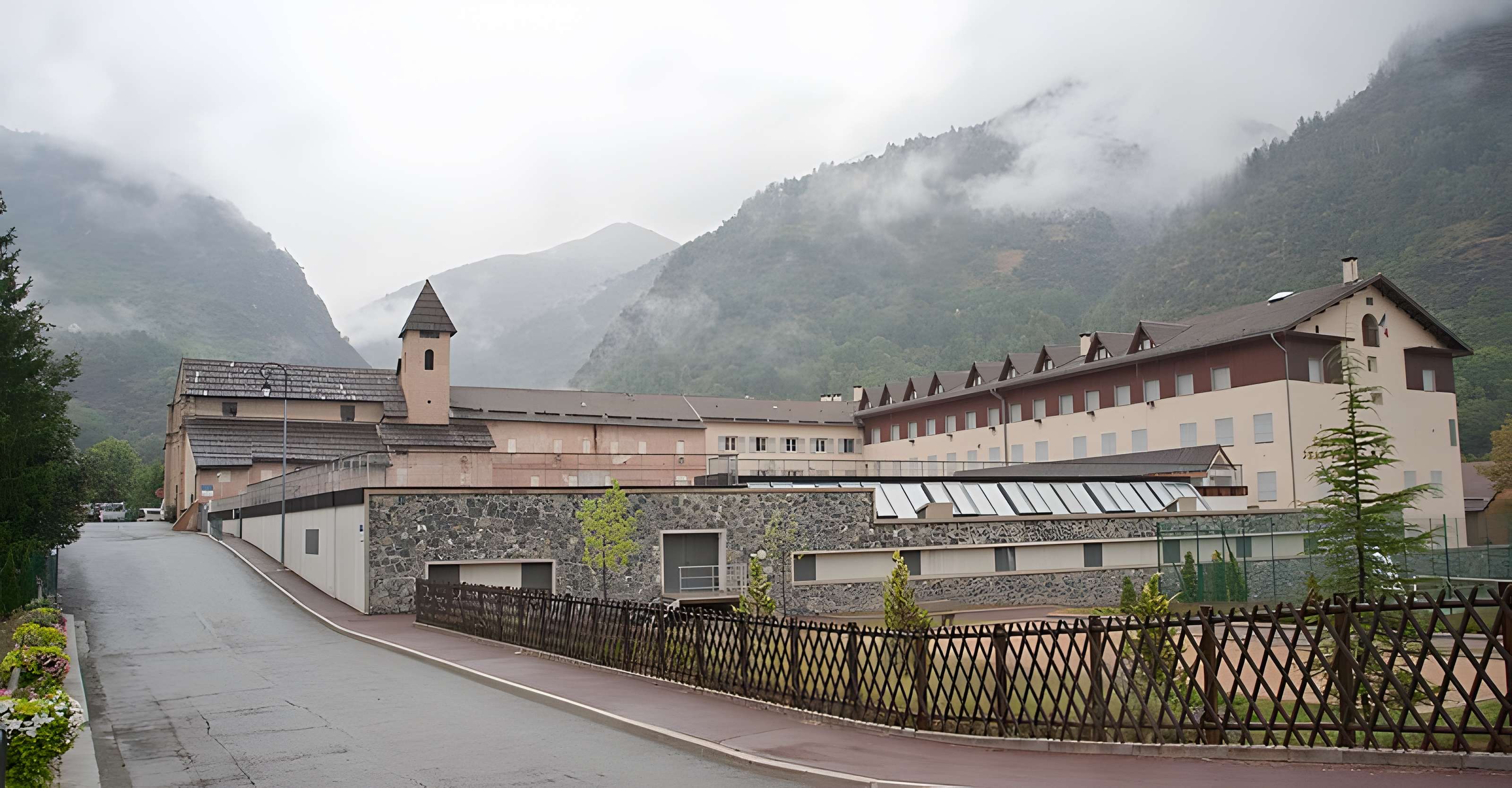 Ancien couvent Trinitaires de Saint-Étienne-de-Tinée