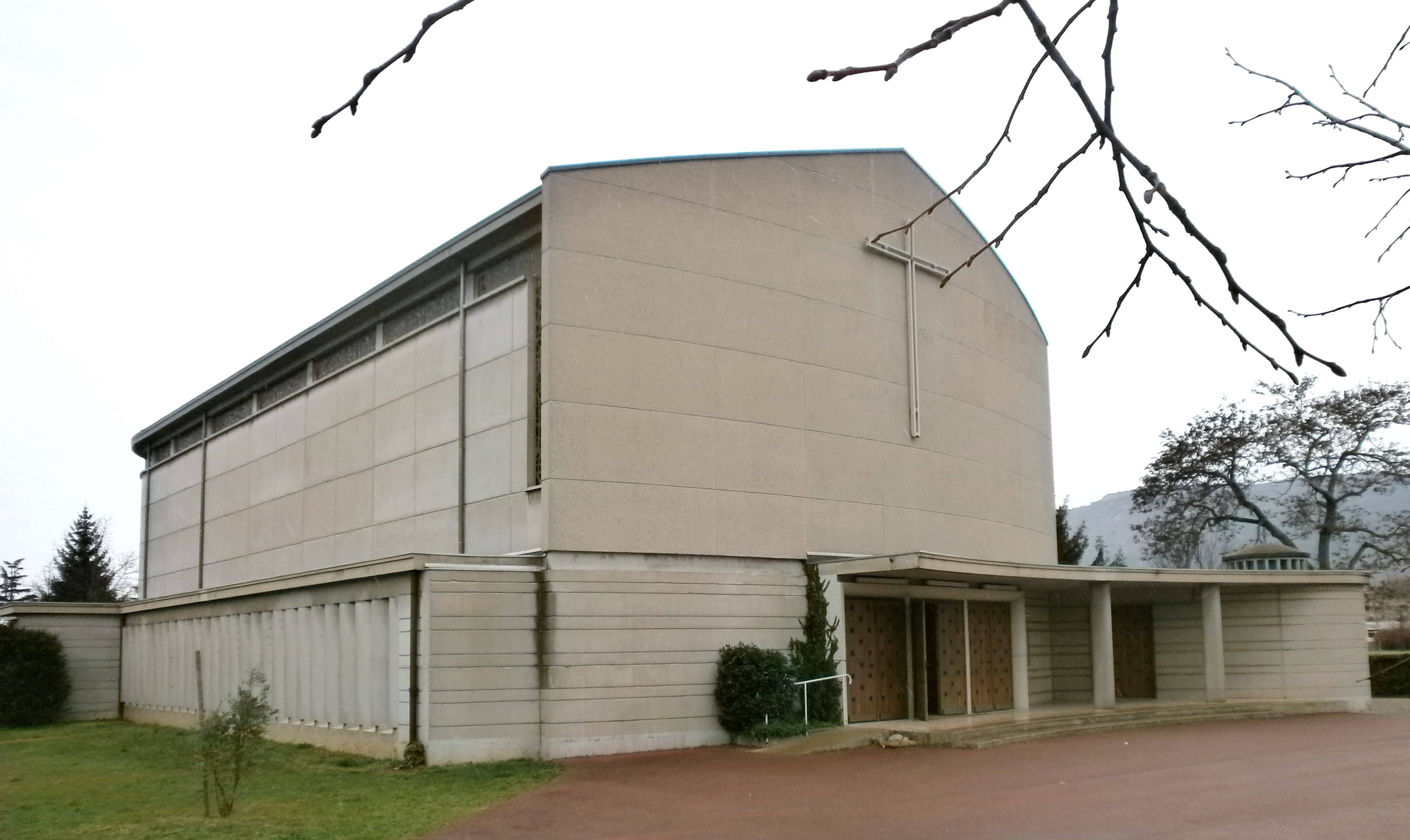 Photo de Église Sainte-Thérèse de Guilherand-Granges