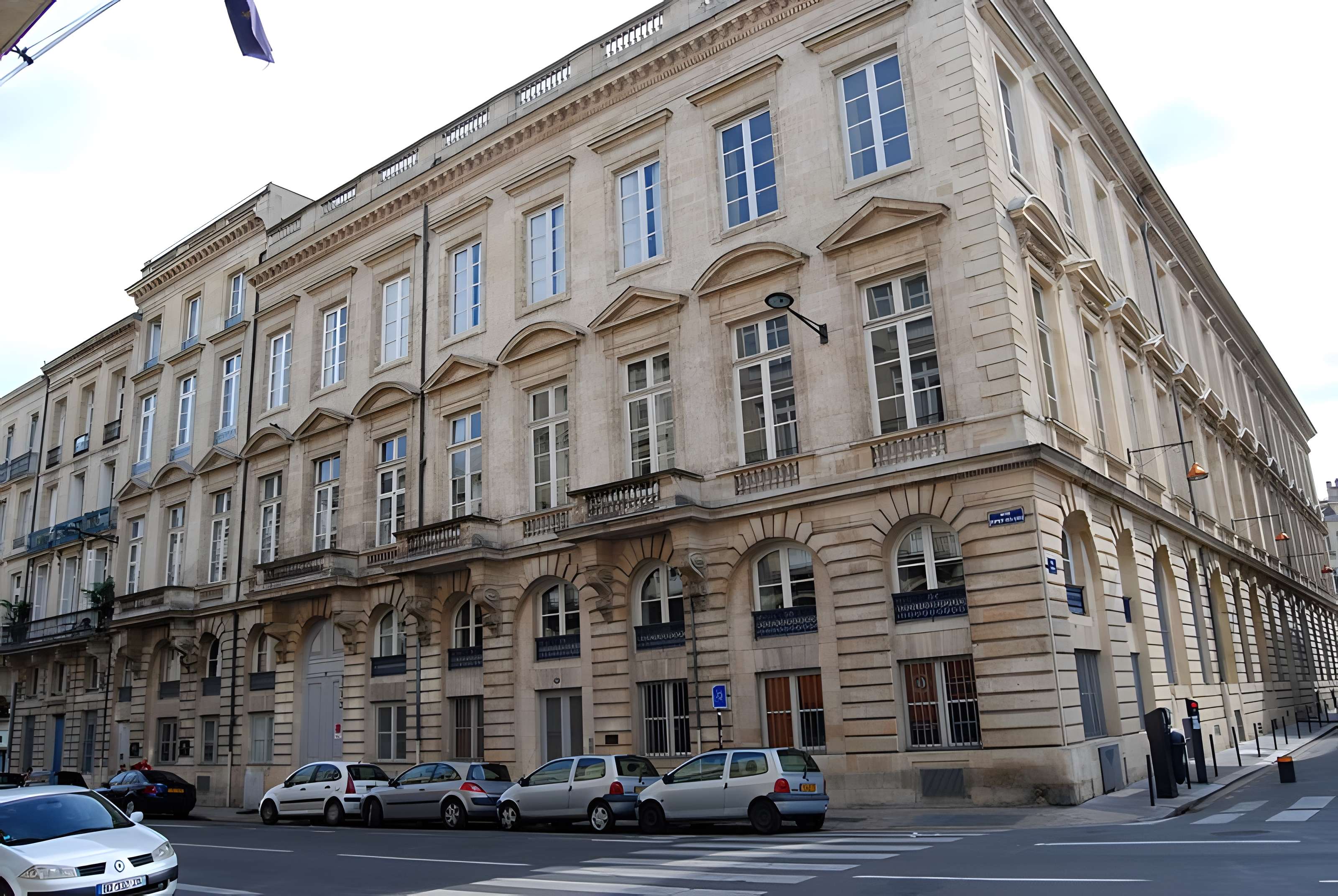 Ancien hôtel de préfecture de la Gironde à Bordeaux 