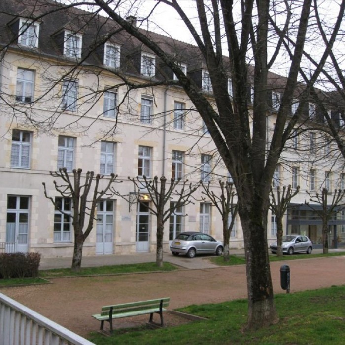 Photo de Ancien lycée Mirangron de Nevers