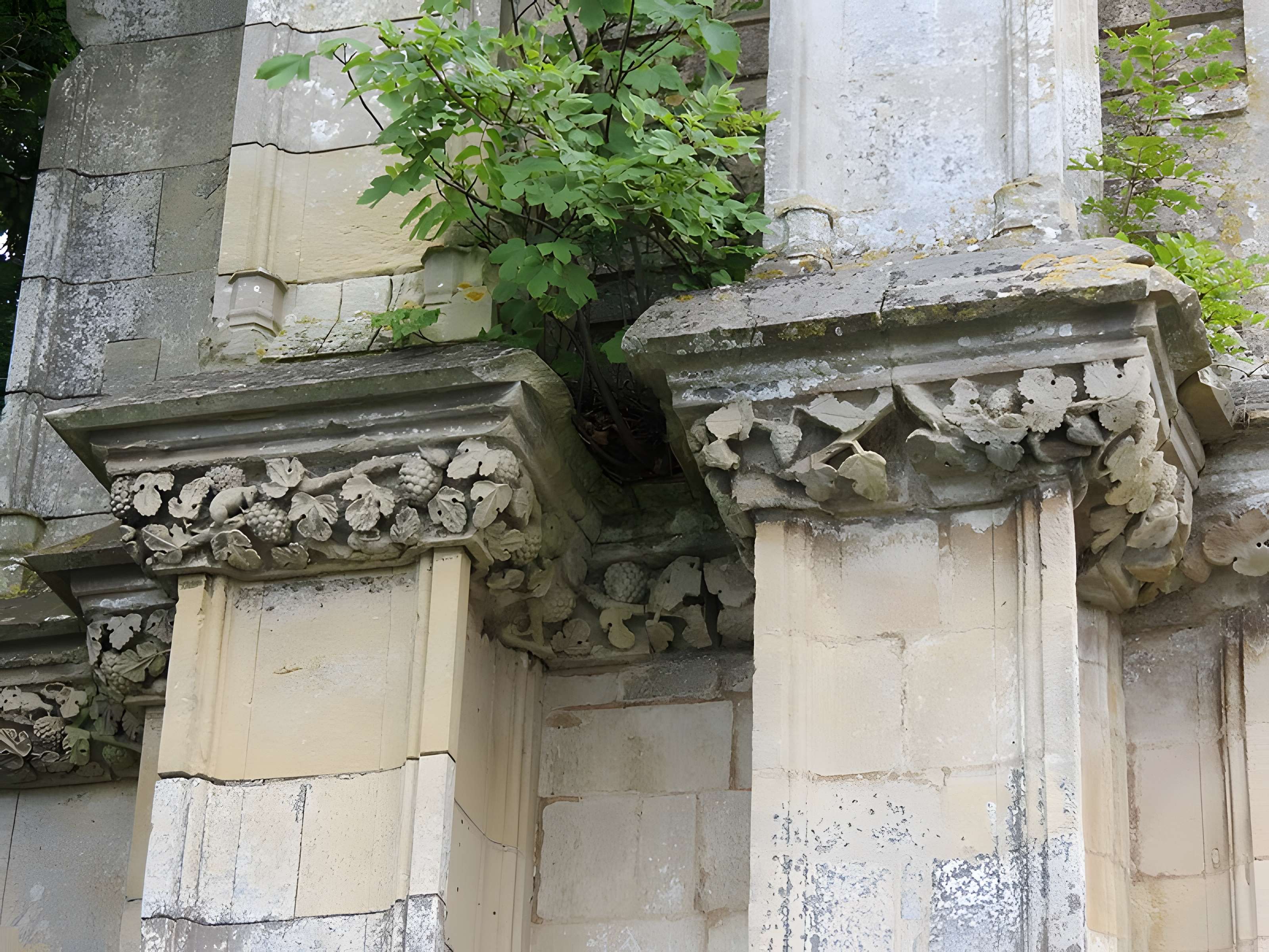 Ancien portail de l'abbaye de Troarn