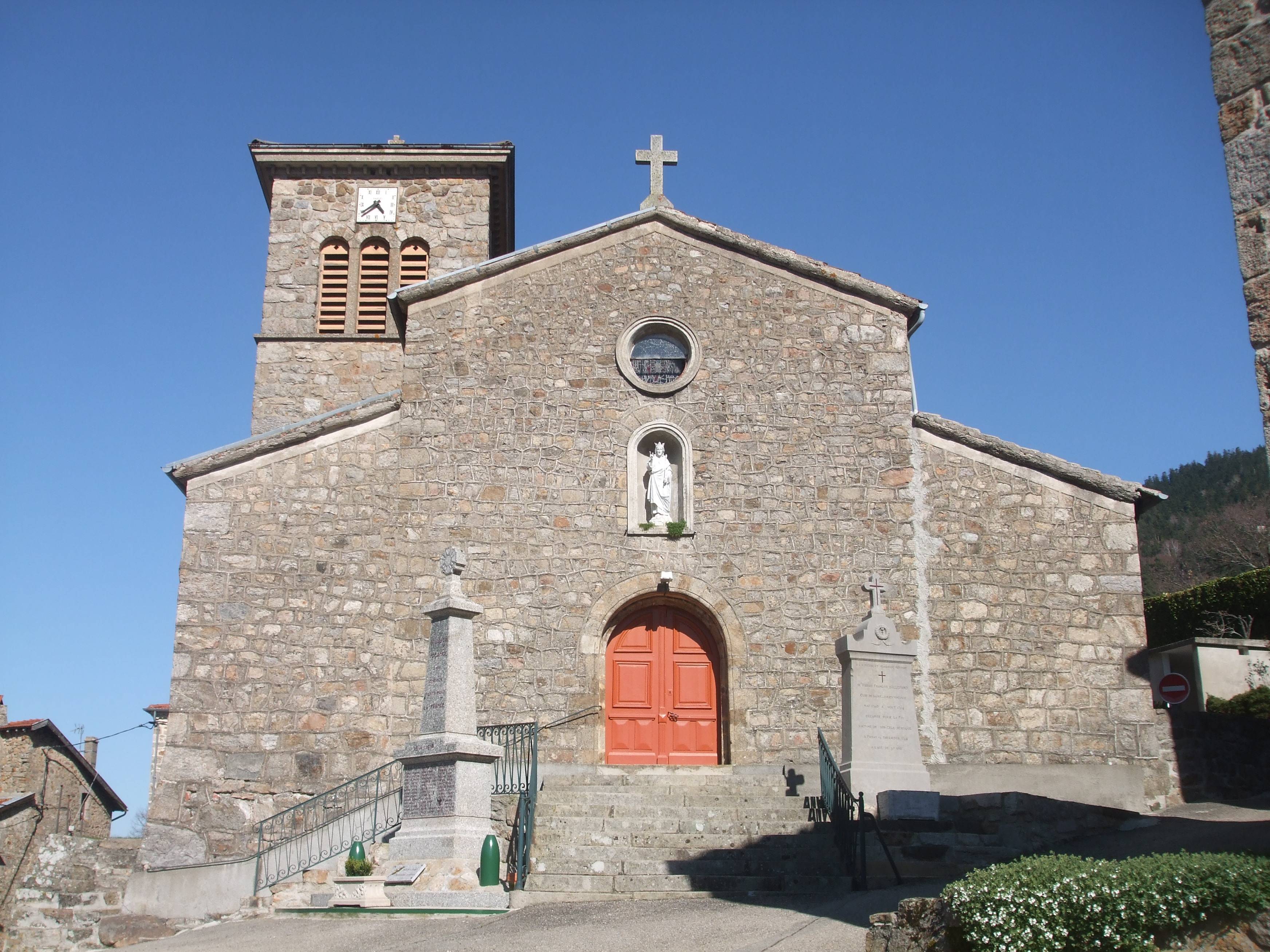 Photo de Saint-Julien Kerk van Saint-Julien-Vocance
