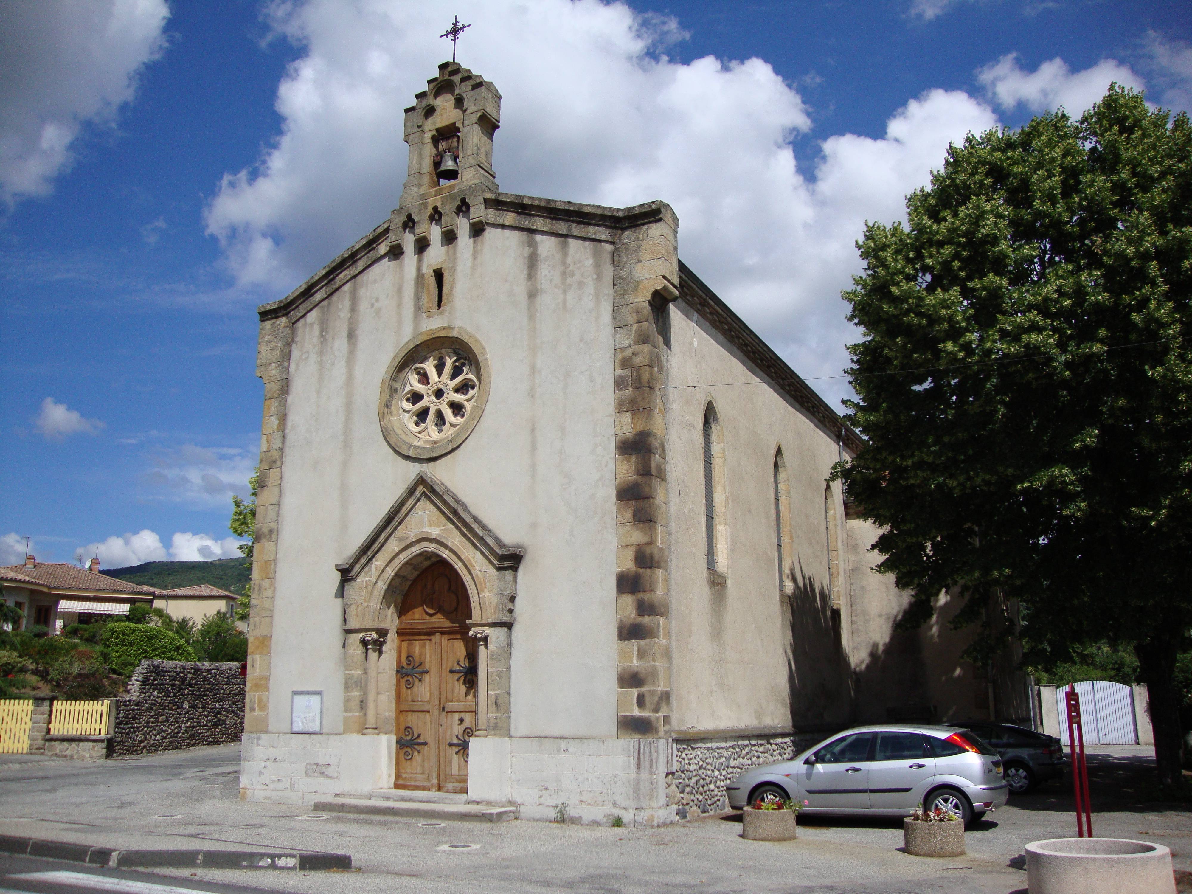 Photo de Saint-Julien Church of Saint-Julien-en-Saint-Alban