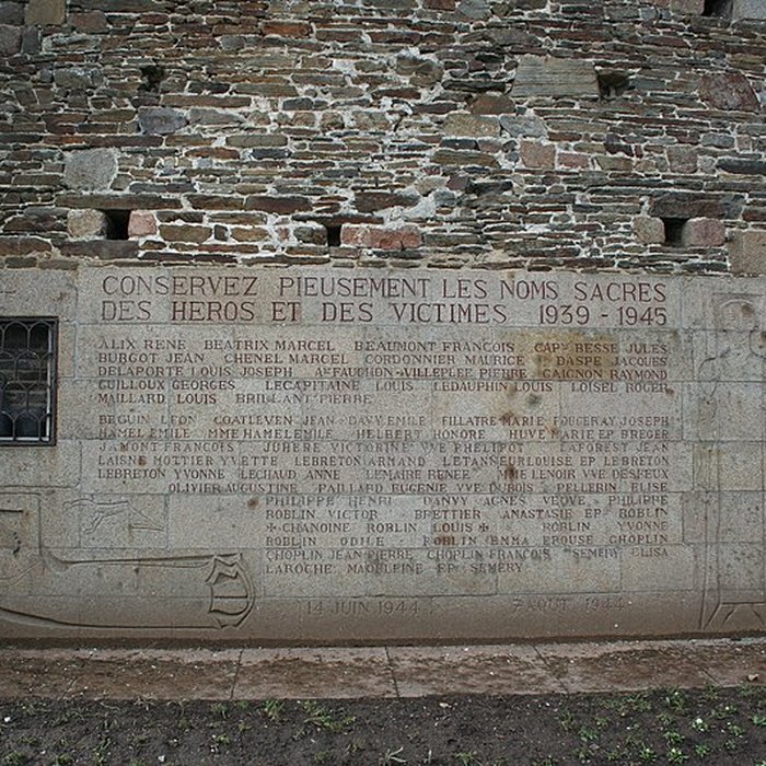 Photo de Ancienne église de Saint-Hilaire-du-Harcouët
