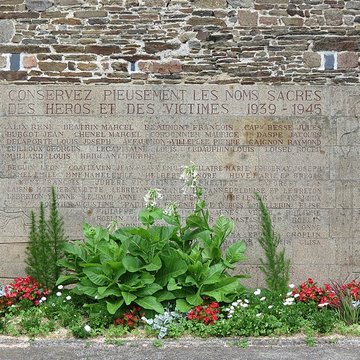 Ancienne église de Saint-Hilaire-du-Harcouët
