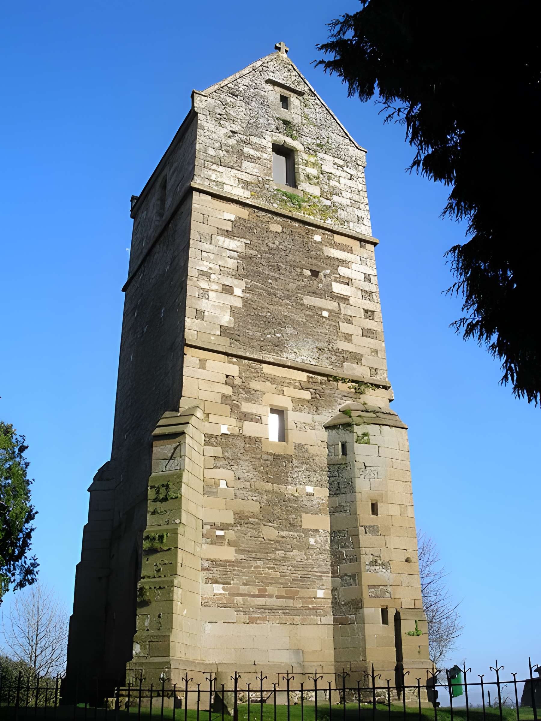 Ancienne église de Saint-Hilaire-du-Harcouët