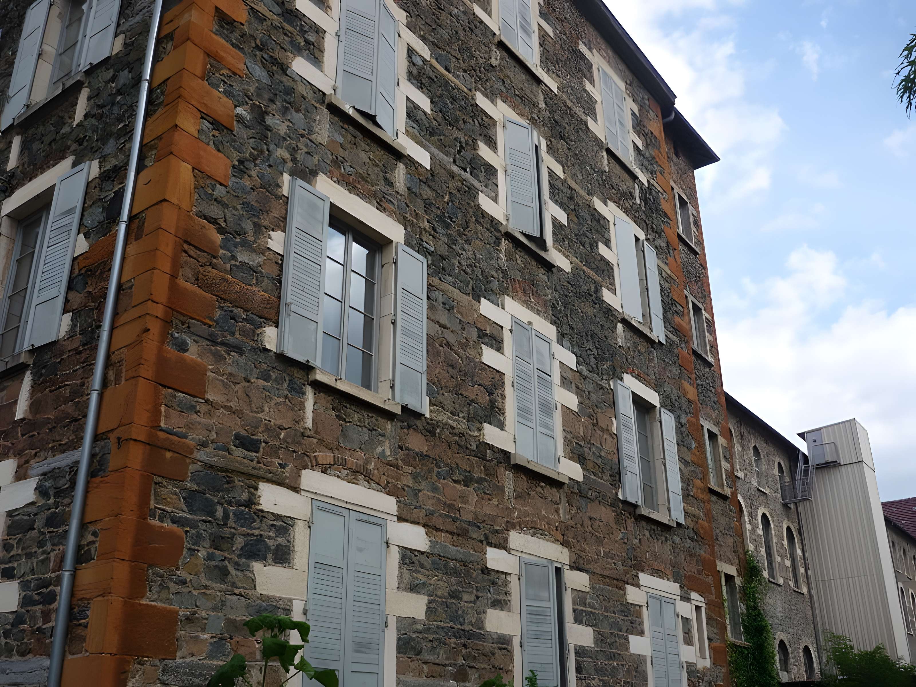 Ancienne manufacture de moulinage J-B. Martin à Tarare