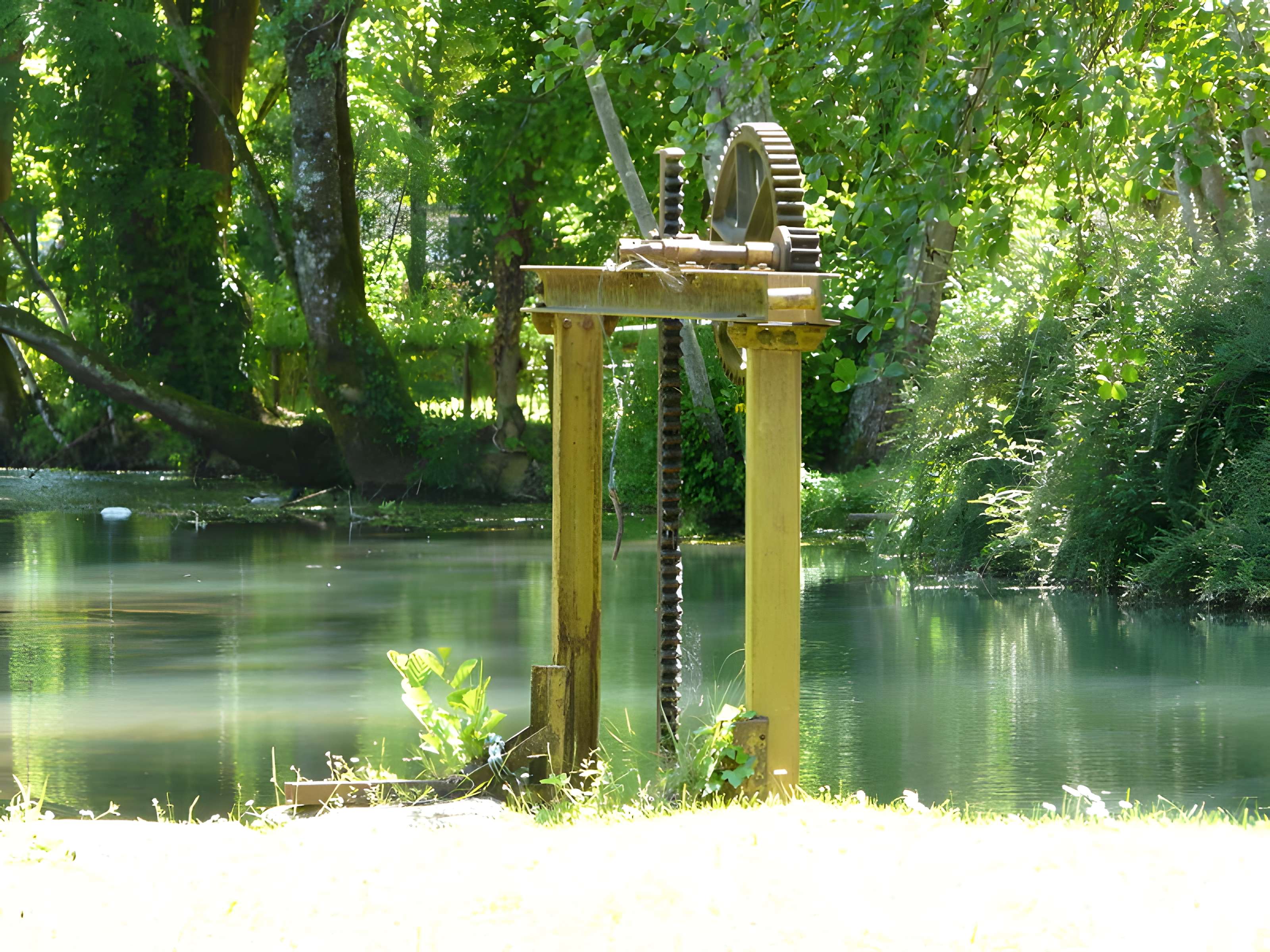 Anciennes papeteries de Couze-et-Saint-Front