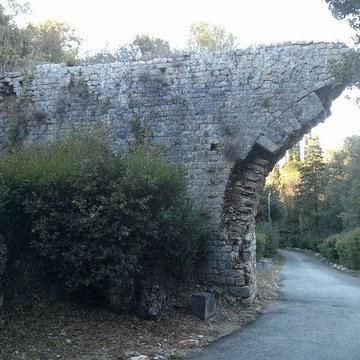 Aqueduc de Clausonnes restes également sur commune dAntibes