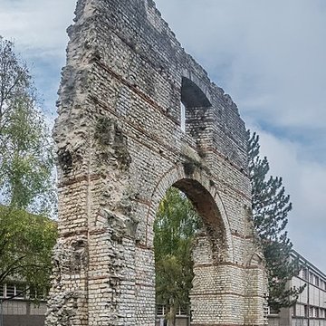 Arc de Diane à Cahors