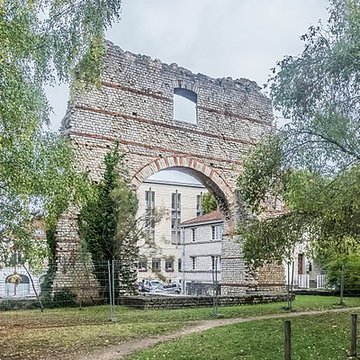 Arc de Diane à Cahors