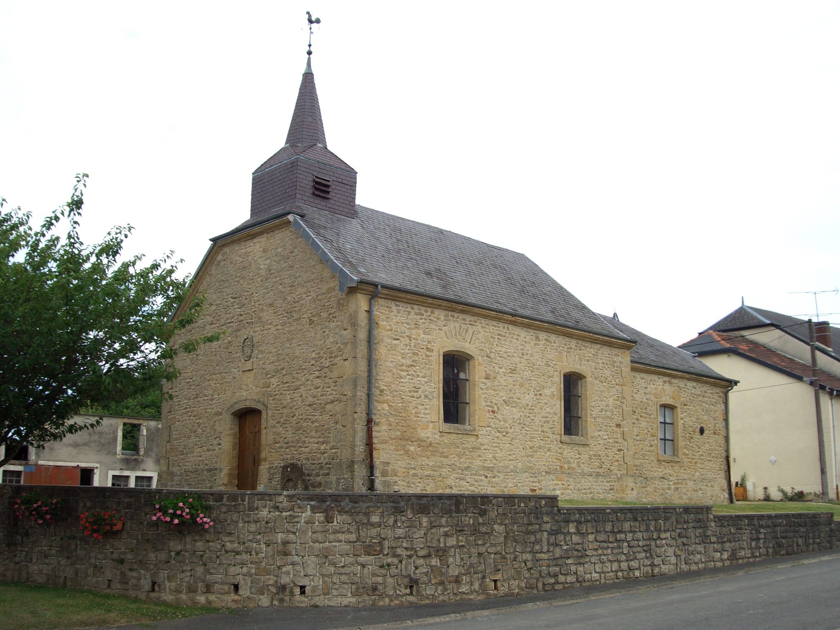 Photo de Église Saint-Pierre de Wé