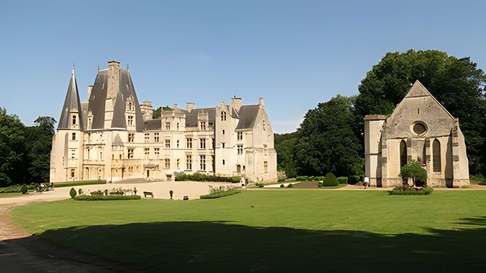 Château de Fontaine-Henry 