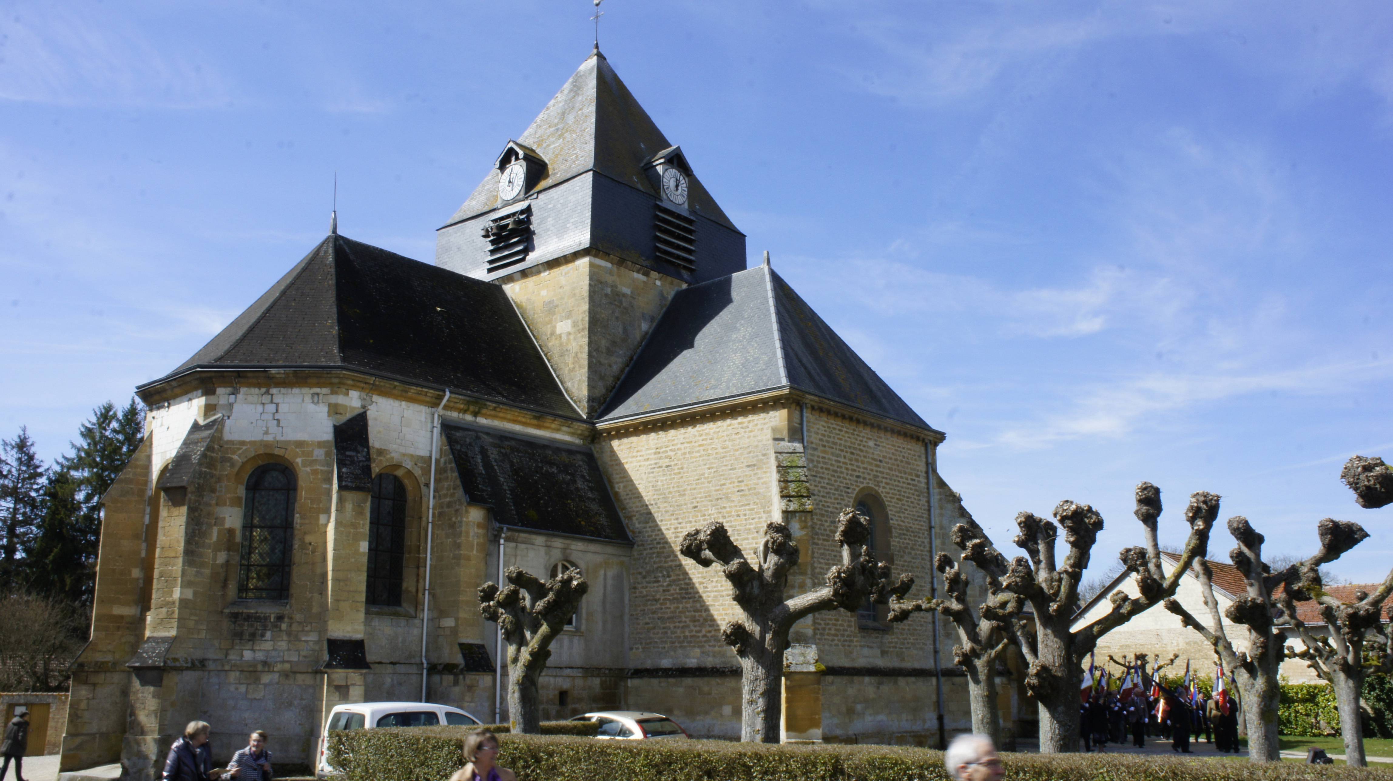 Photo de Kirche von Juniville