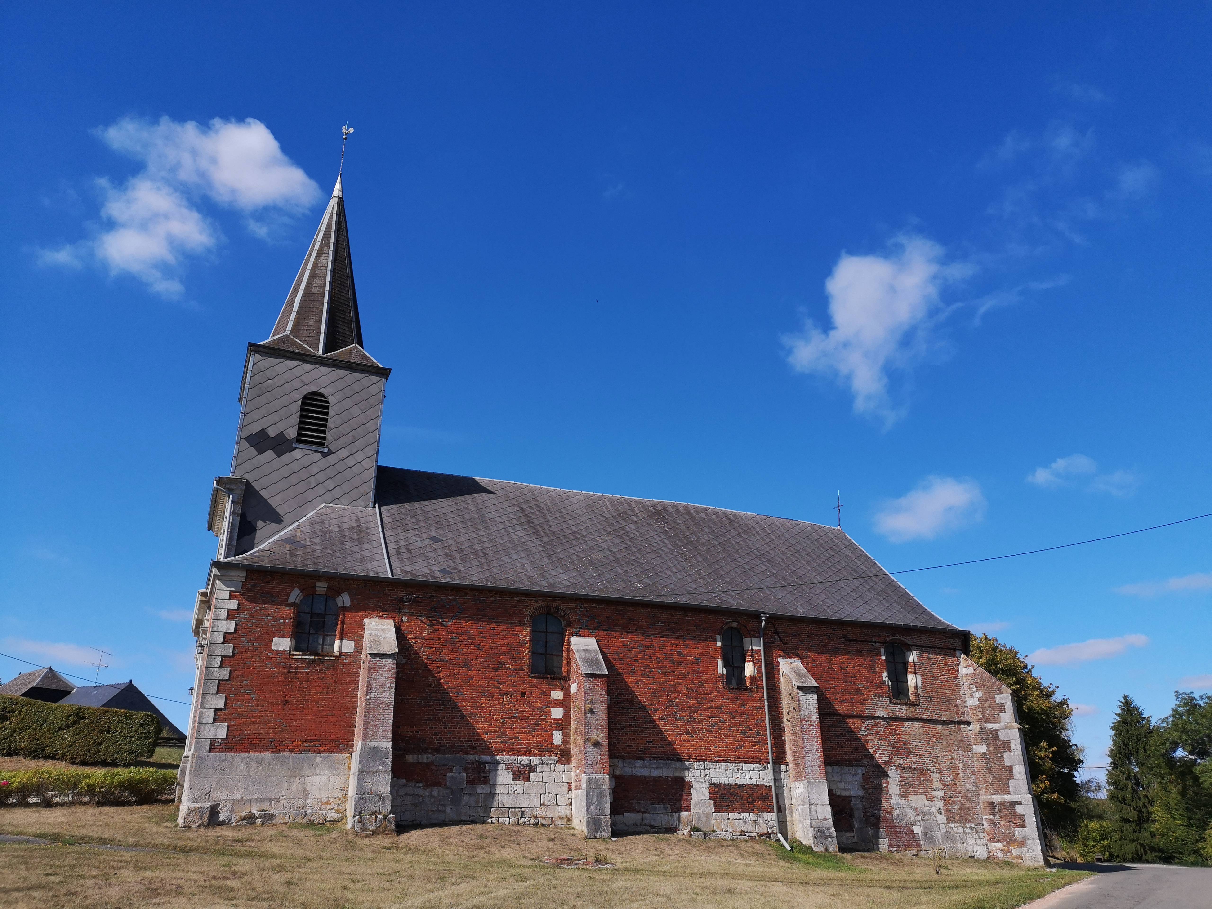 Photo de Saint-Nicaise Church of La Férée