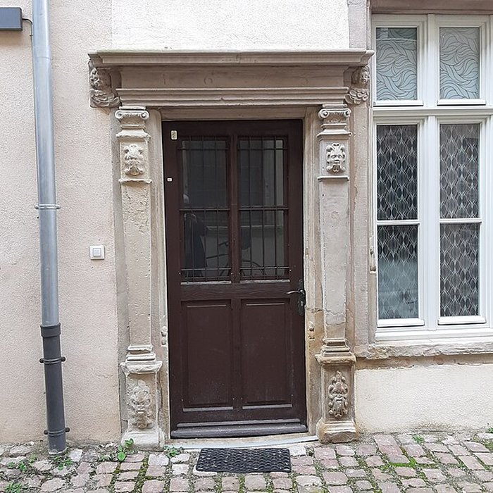 Photo de Bâtiment au 7 Place de la Cathédrale à Colmar
