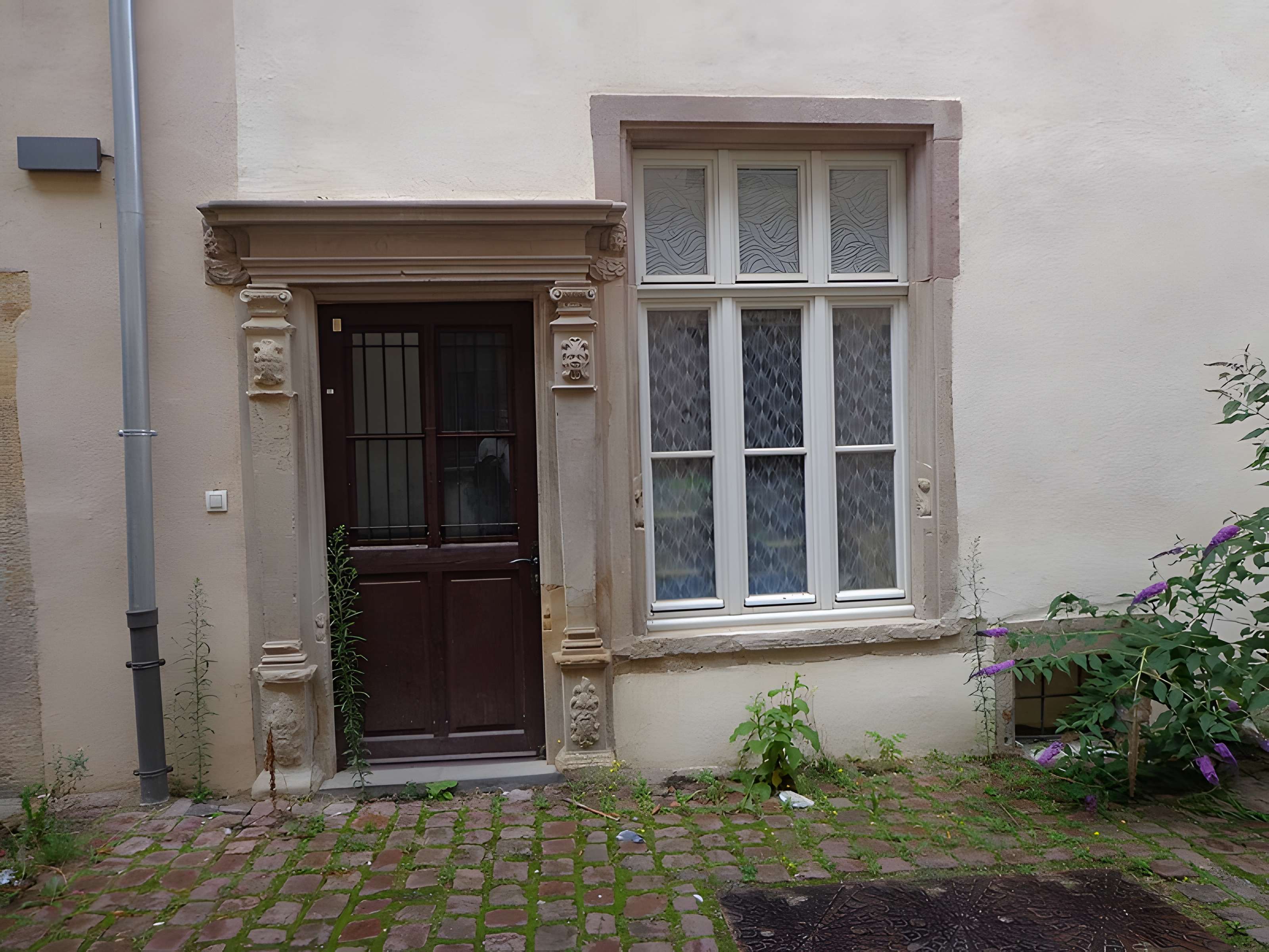 Bâtiment au 7 Place de la Cathédrale à Colmar