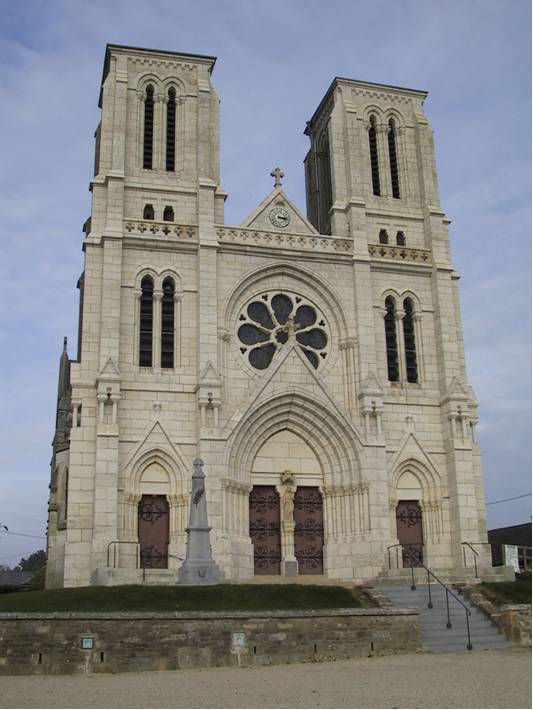 Photo de Notre-Dame-de-Bon-Secourskerk van Neuvizy