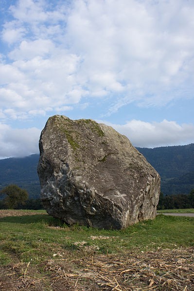 Photo de Bloc erratique sculpté d'Allinges