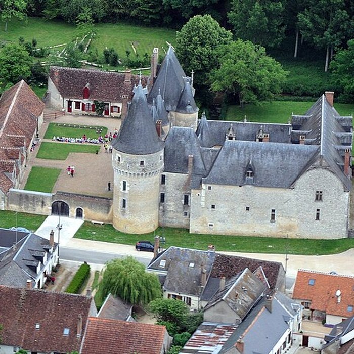 Photo de Château de Fougères-sur-Bièvre
