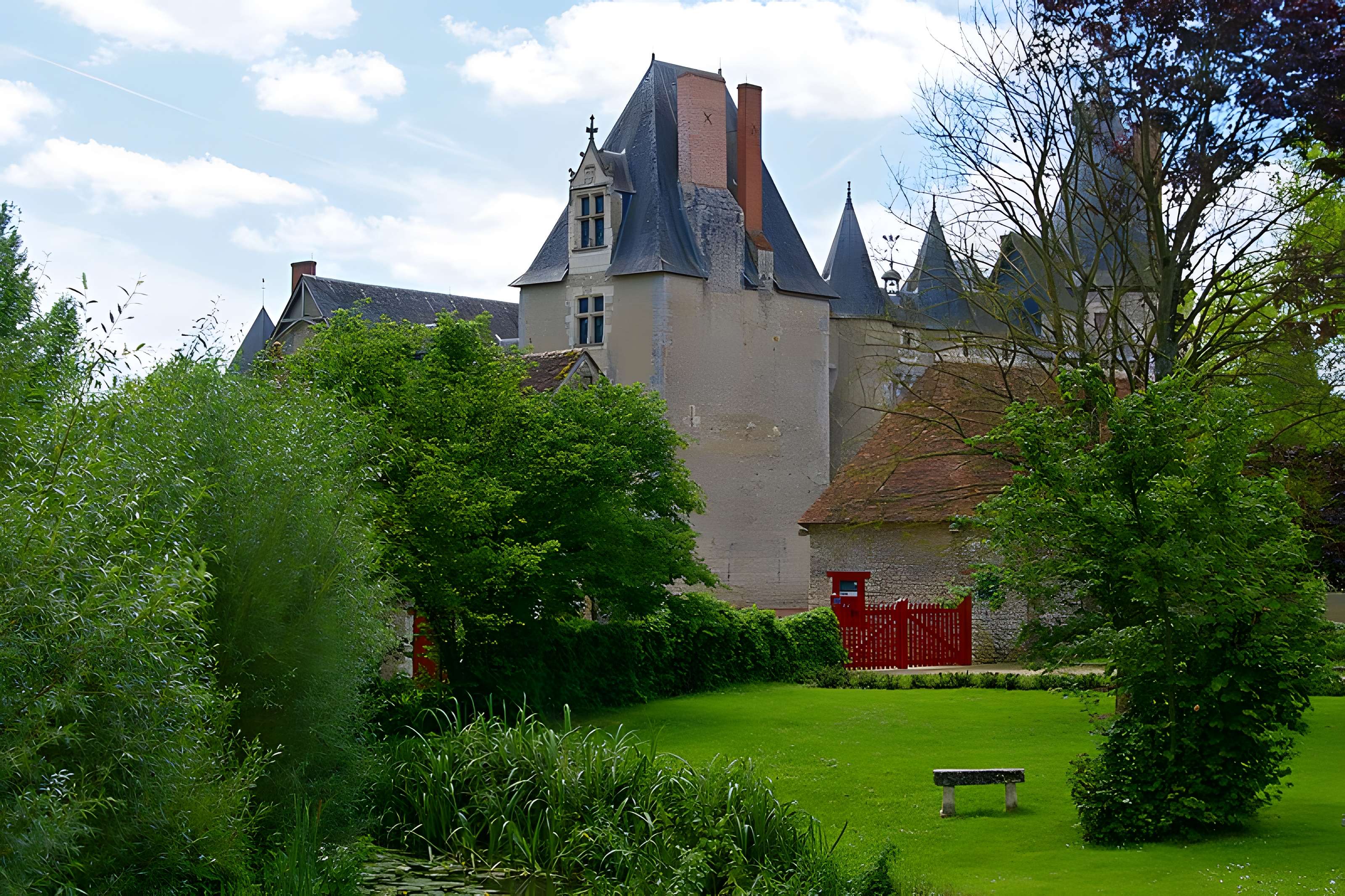 Château de Fougères-sur-Bièvre
