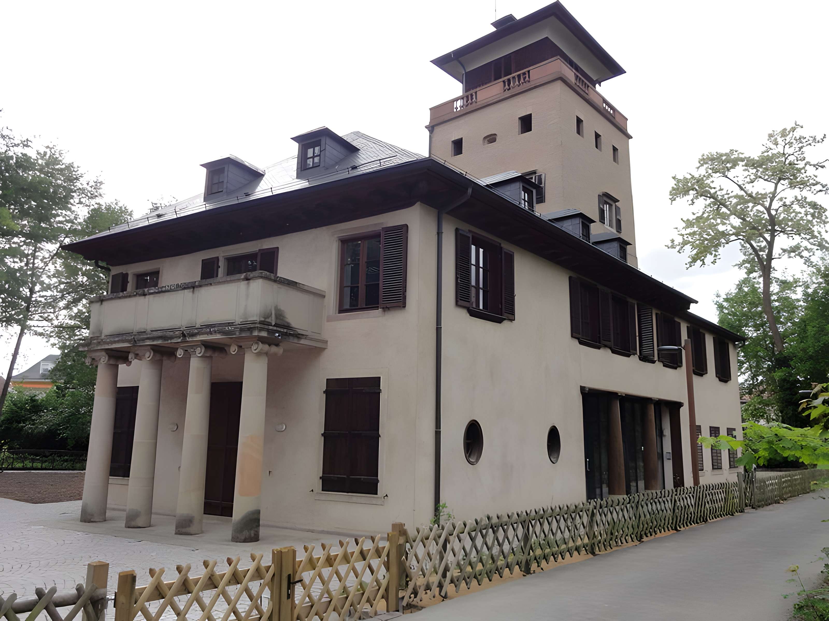 Tour et pavillon de plaisance, dits Breuscheckschlössel