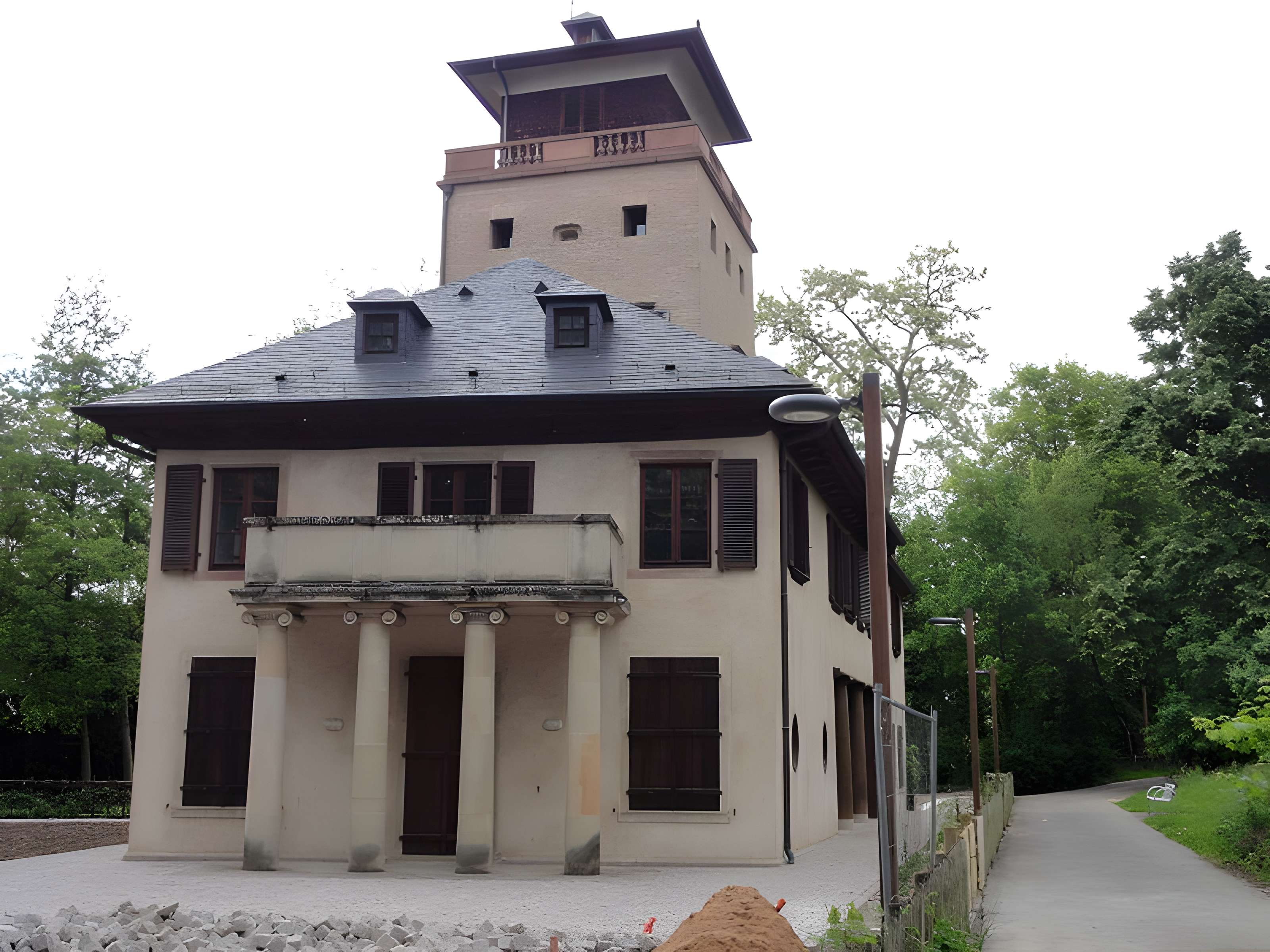 Tour et pavillon de plaisance, dits Breuscheckschlössel