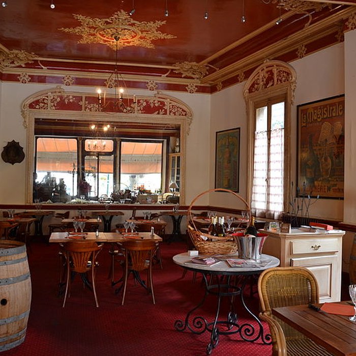 Photo de Café de la Paix à Valréas