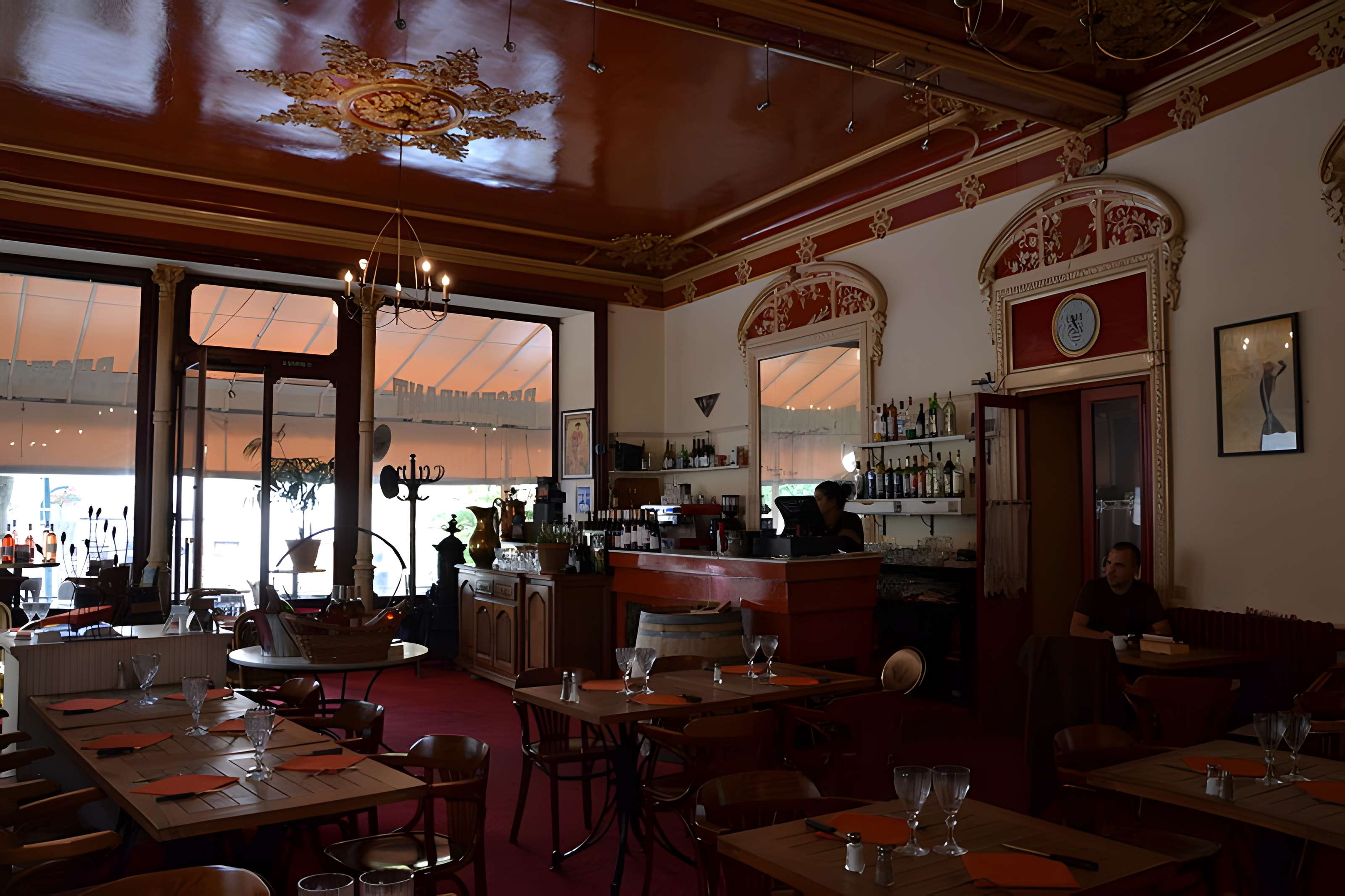 Café de la Paix à Valréas