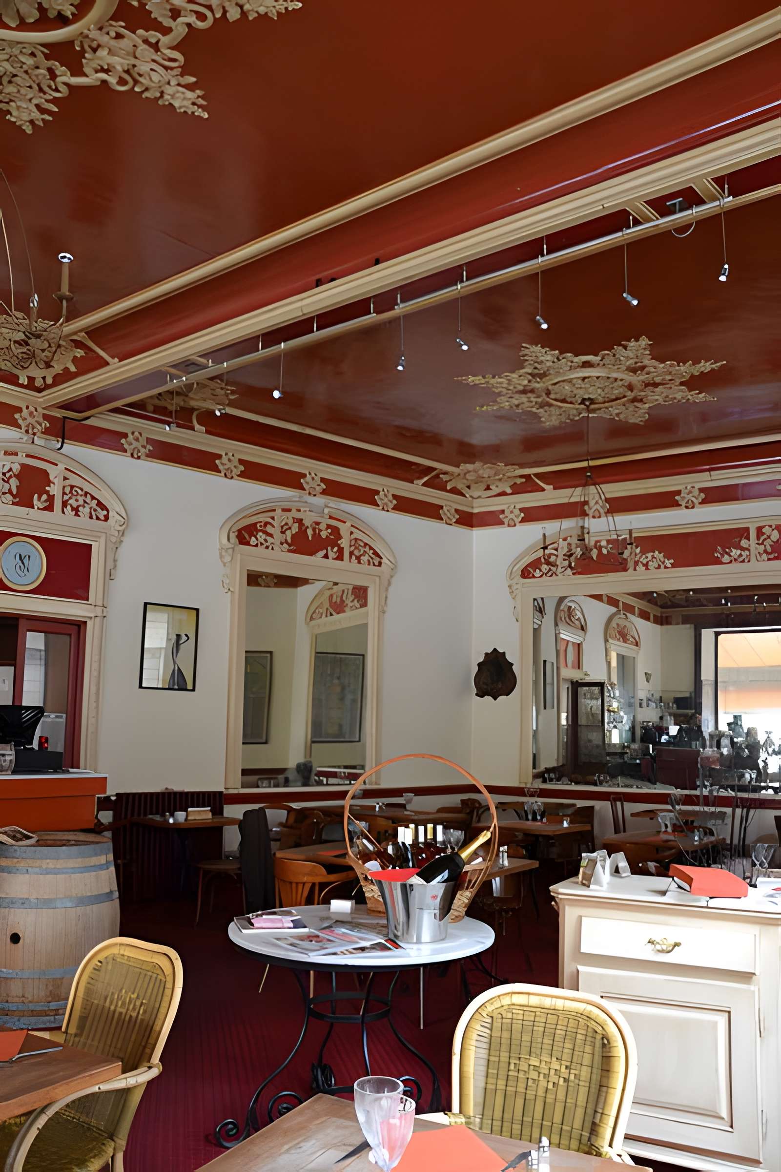 Café de la Paix à Valréas