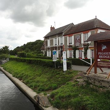 Café Gondrée à Bénouville