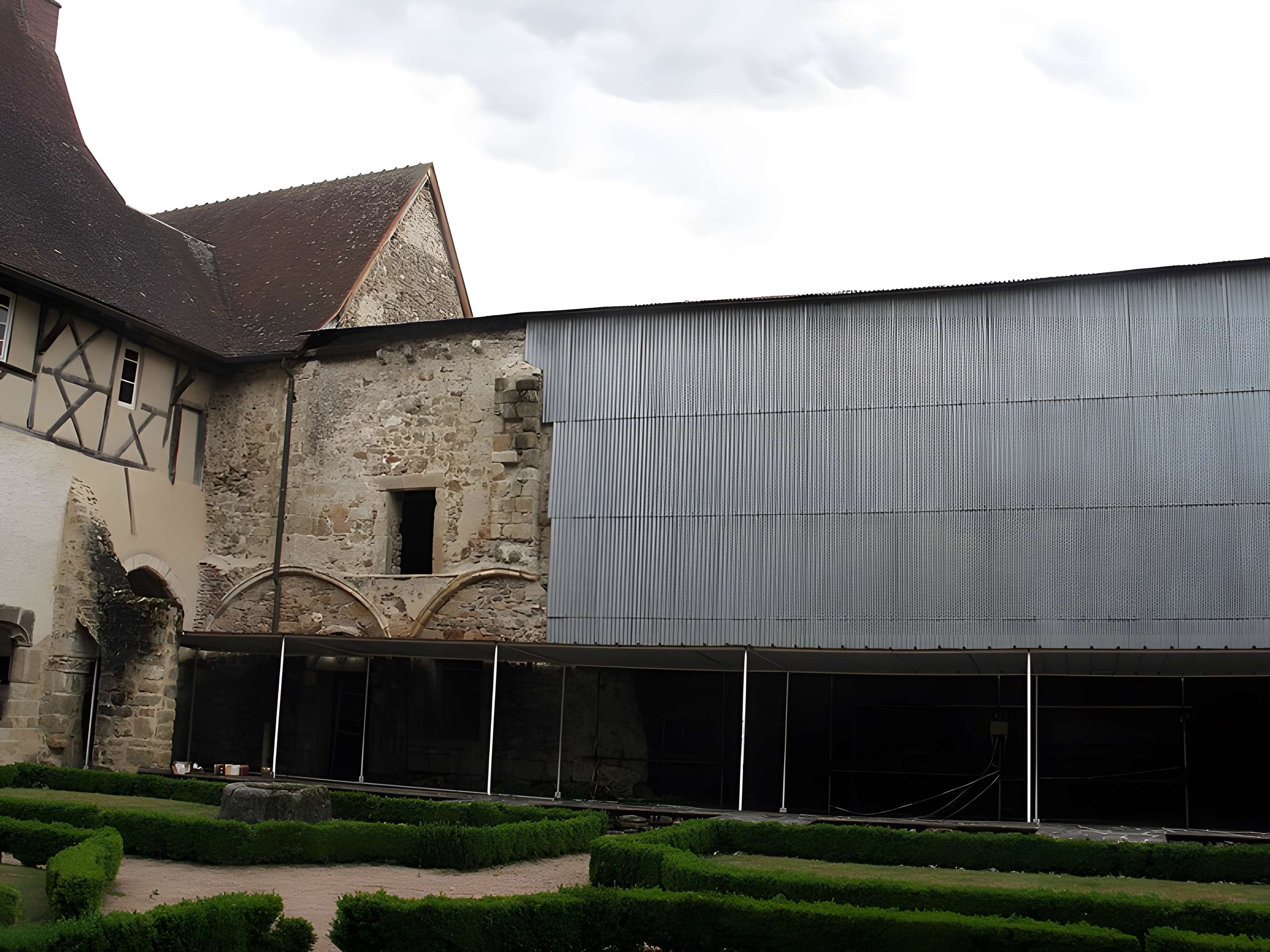 Abbaye de Menat