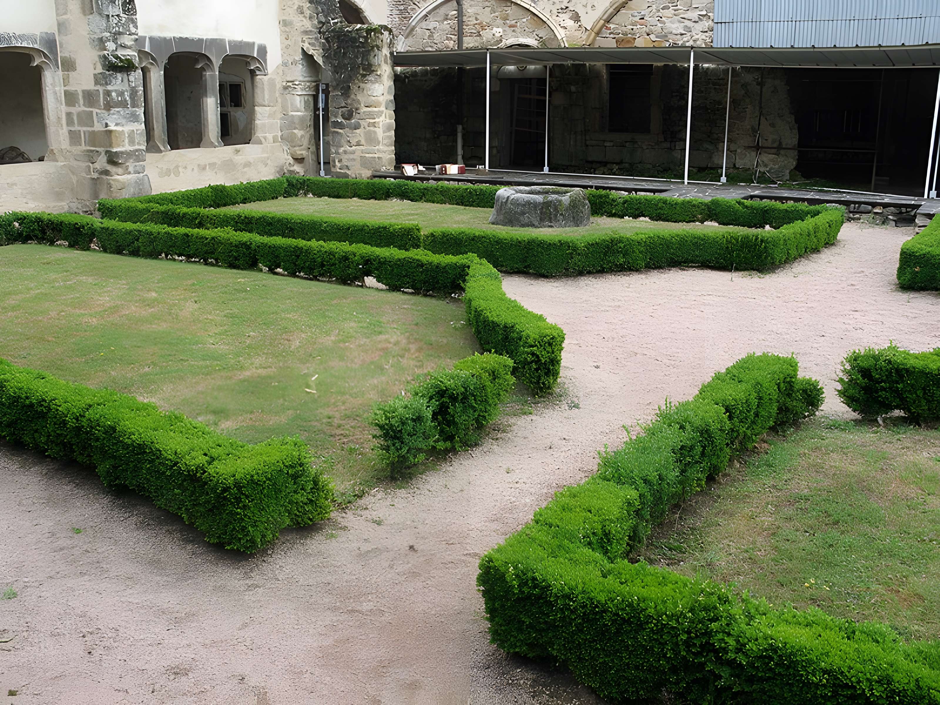 Abbaye de Menat
