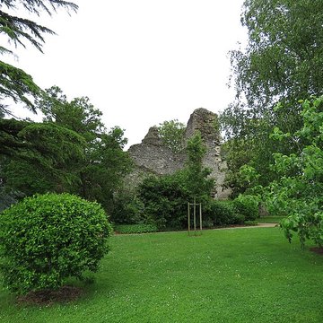 Château de Fresnay-sur-Sarthe